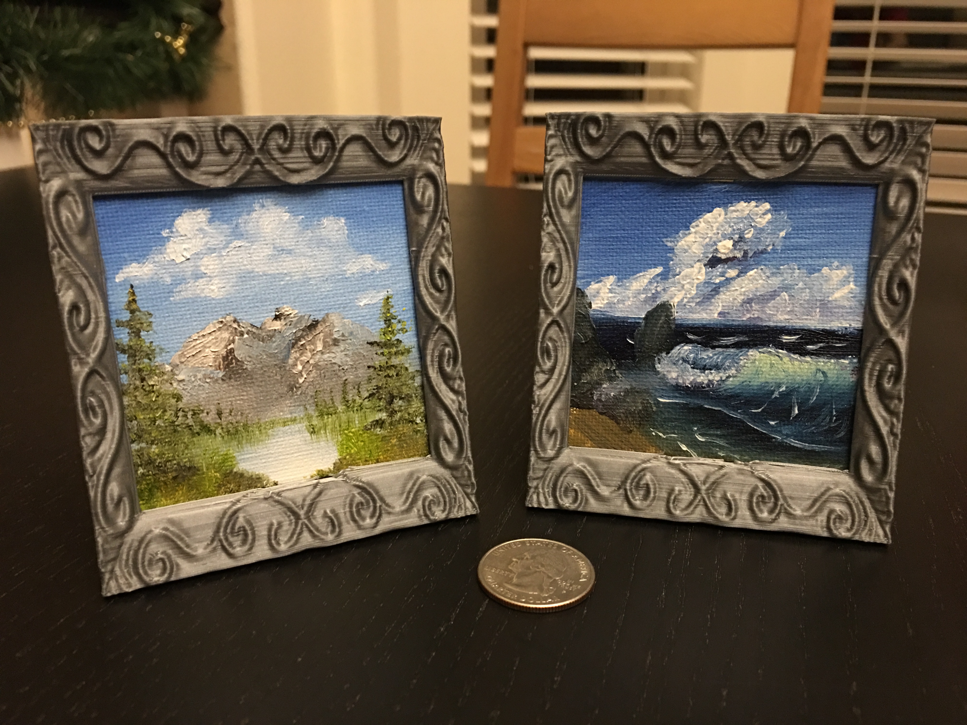 Mini-canvas picture frame