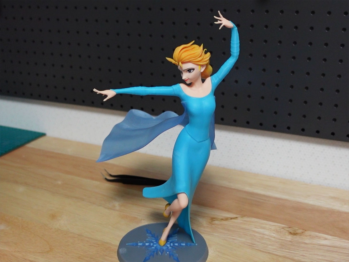Frozen Elsa - how can I make toys at home?