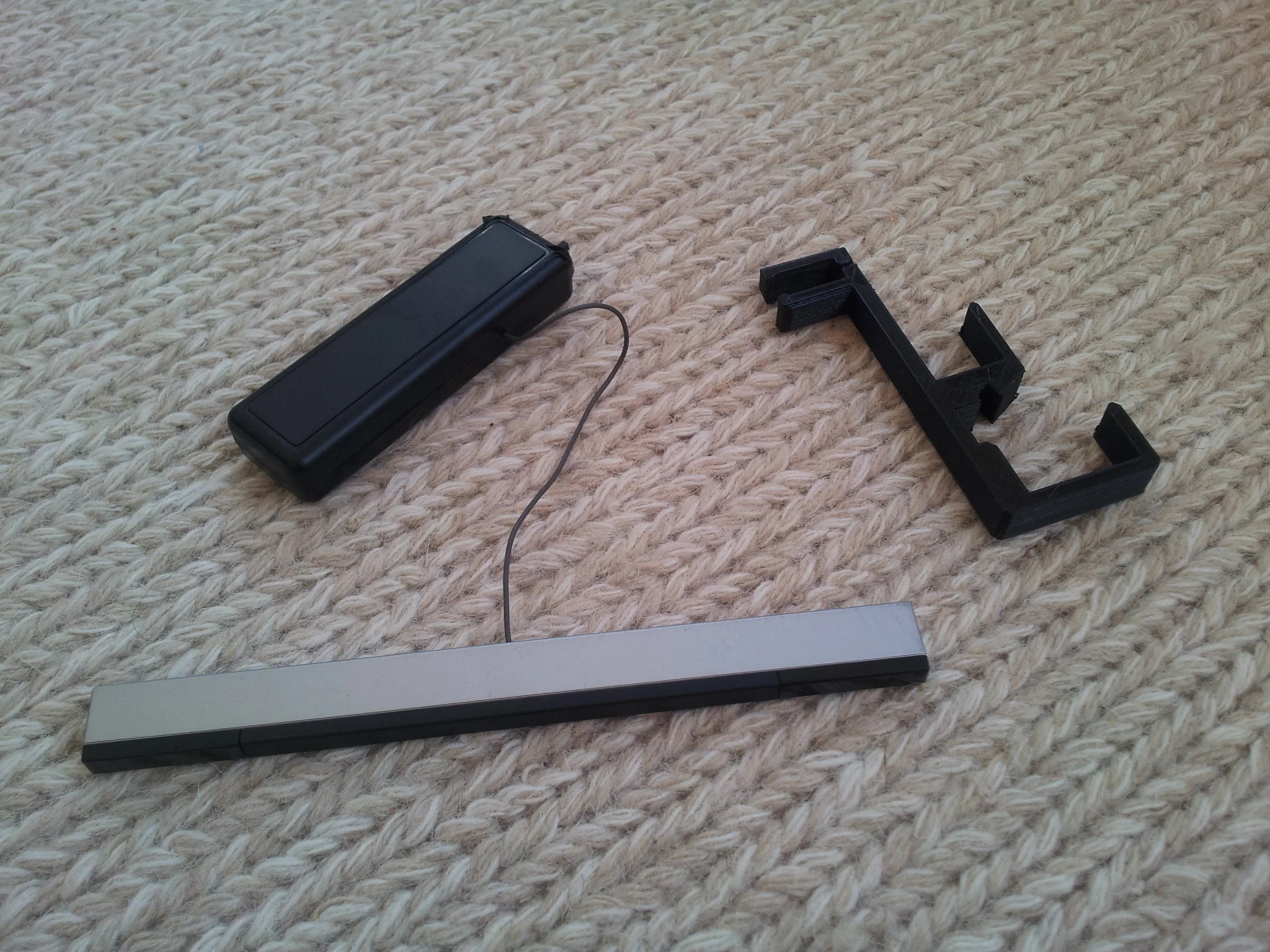 WII Sensorbar-Screenholder