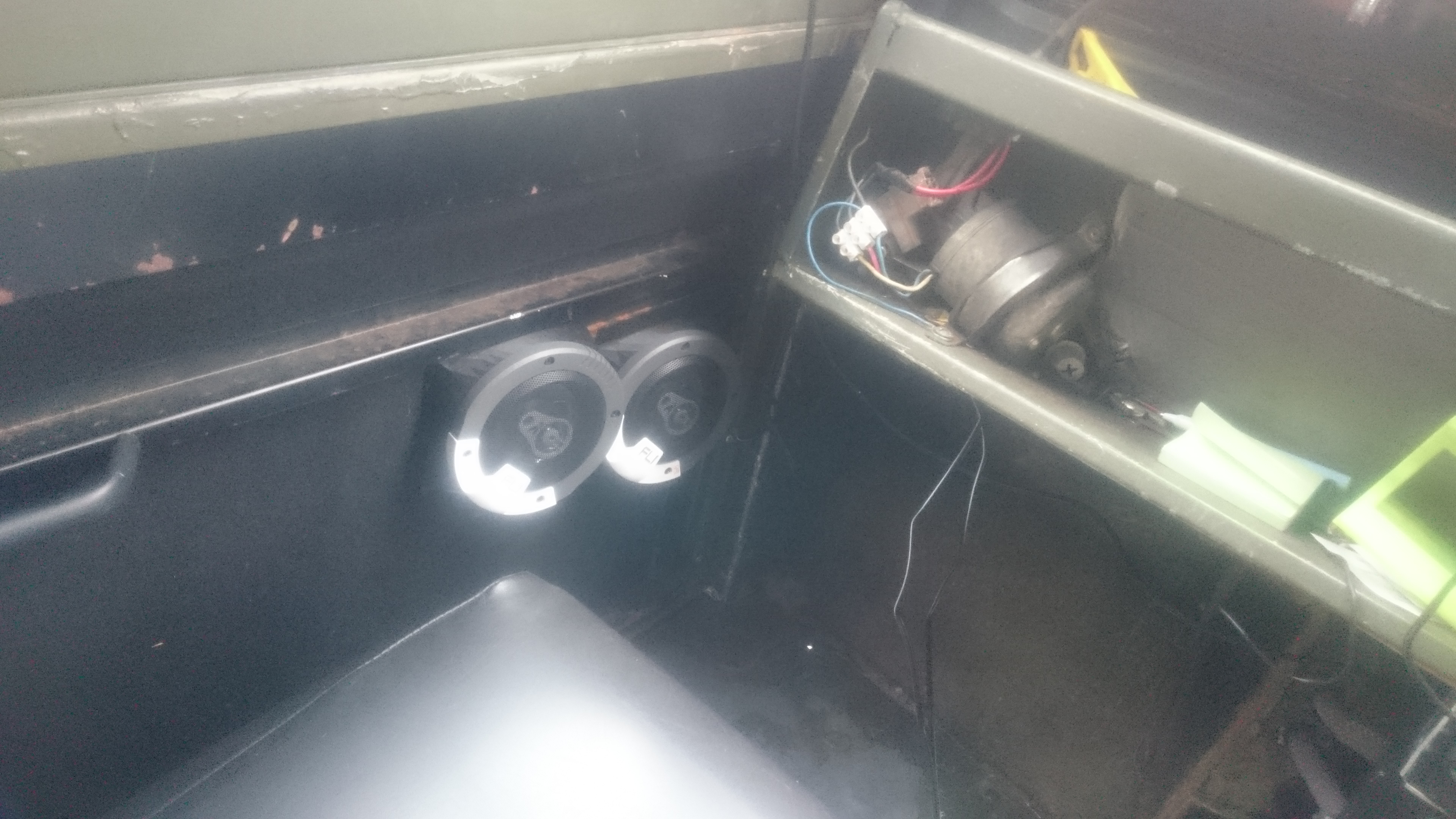 Land Rover Series 100mm Speaker Enclosures