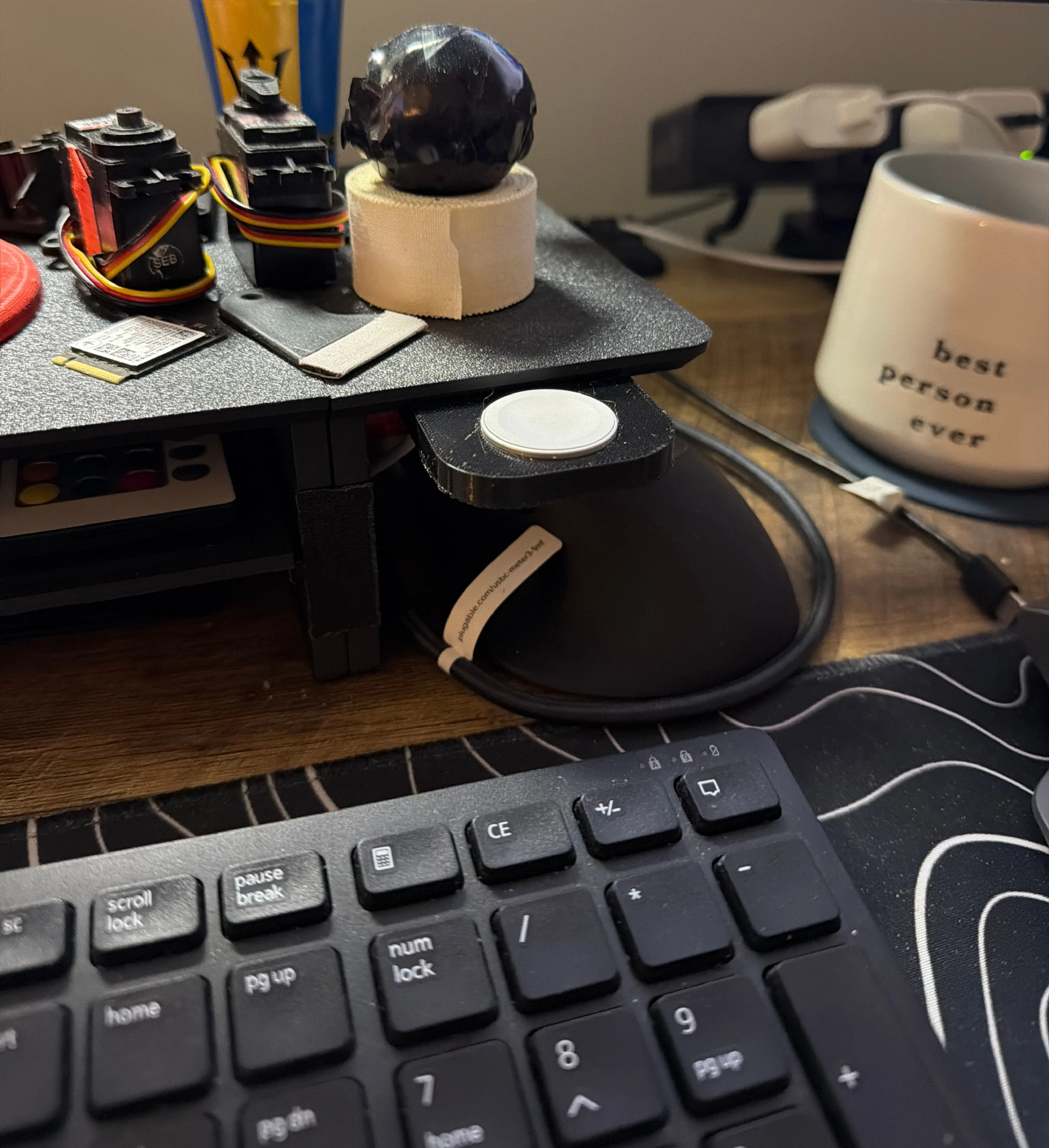 iWatch Puck