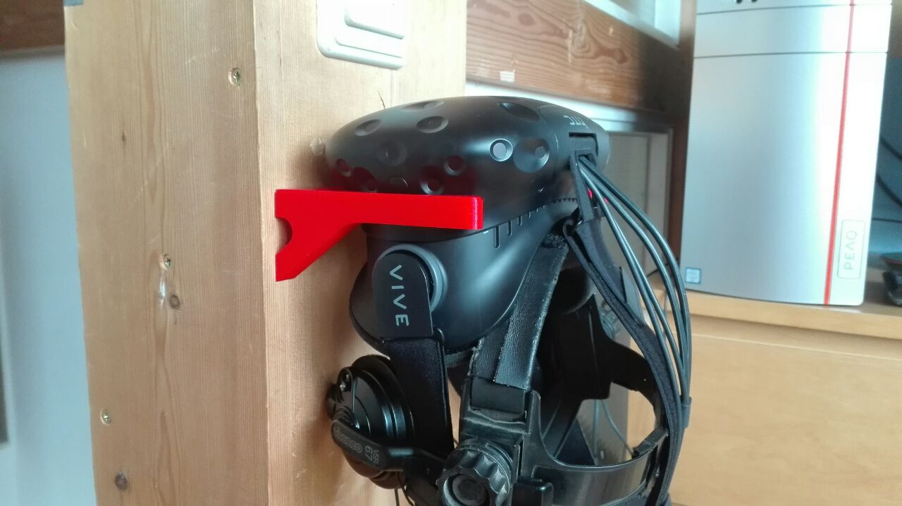 remix of HTC Vive HMD Minimalist Wall Mount