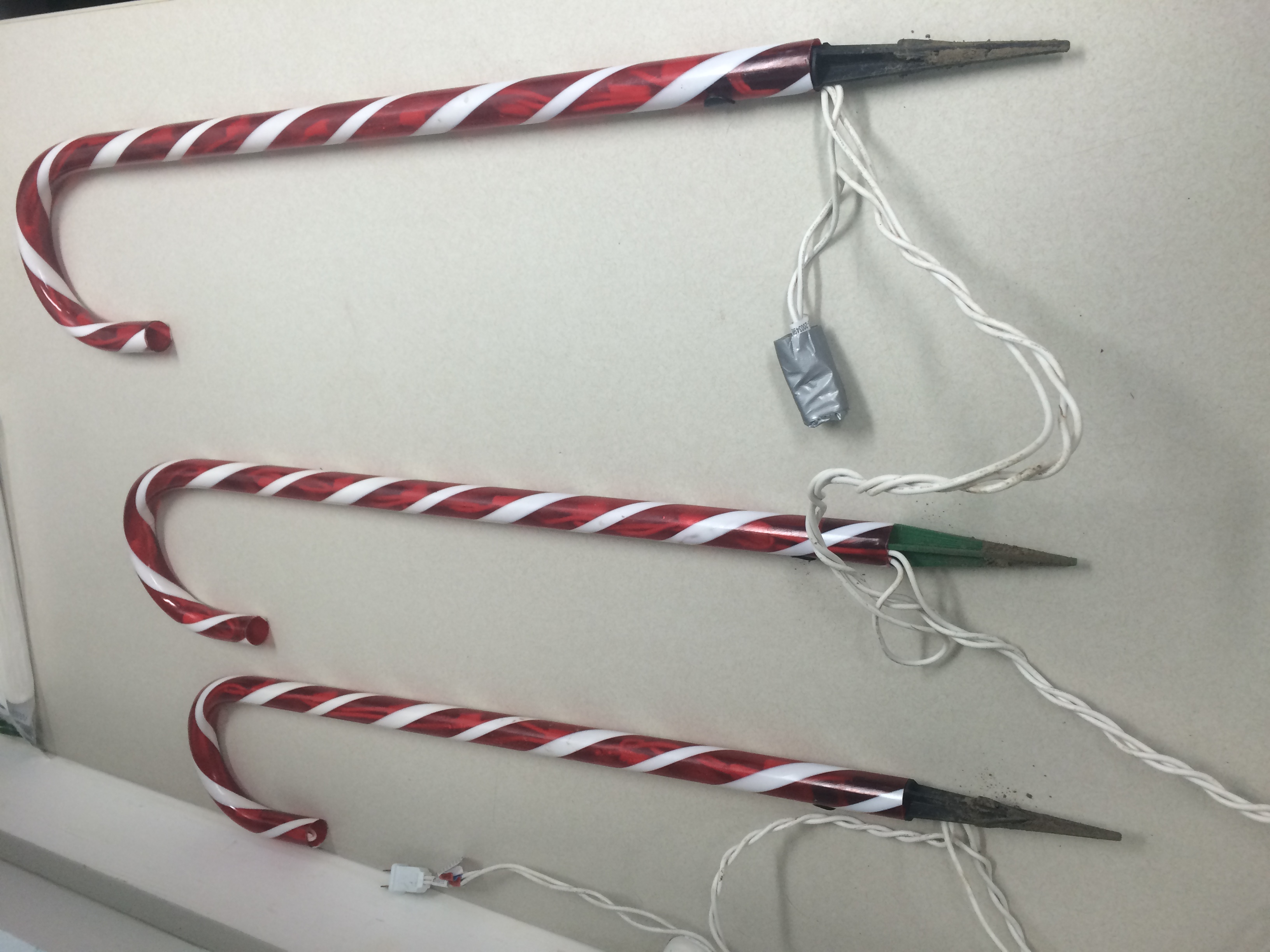 Candy Cane Peg