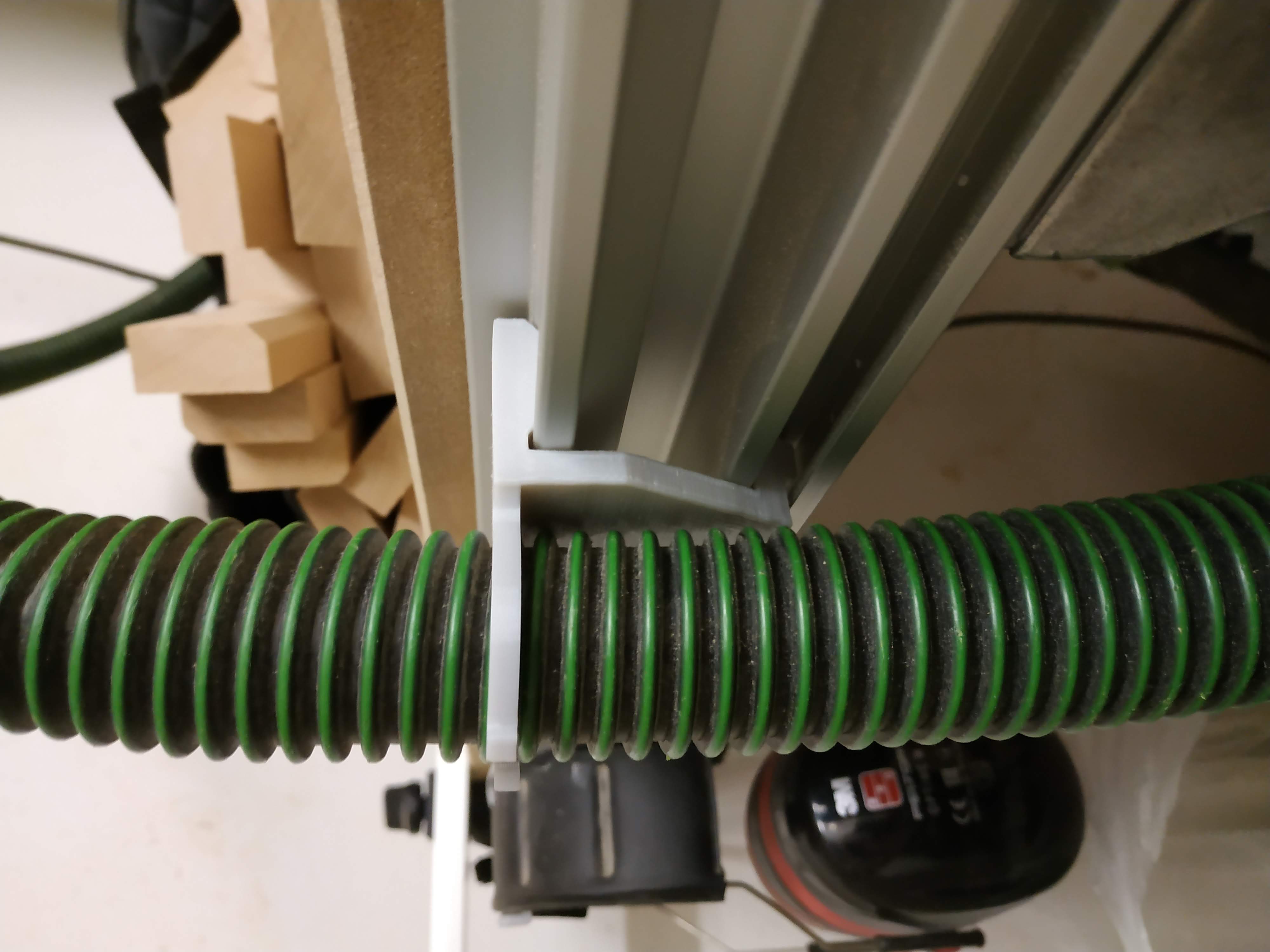 Hose clamp for Festool's MFT/3