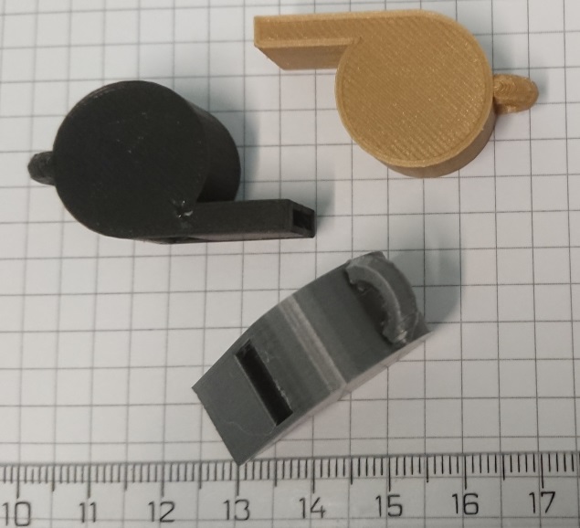 simple whistle with bead inside - pistalka s koralkem uvnitr