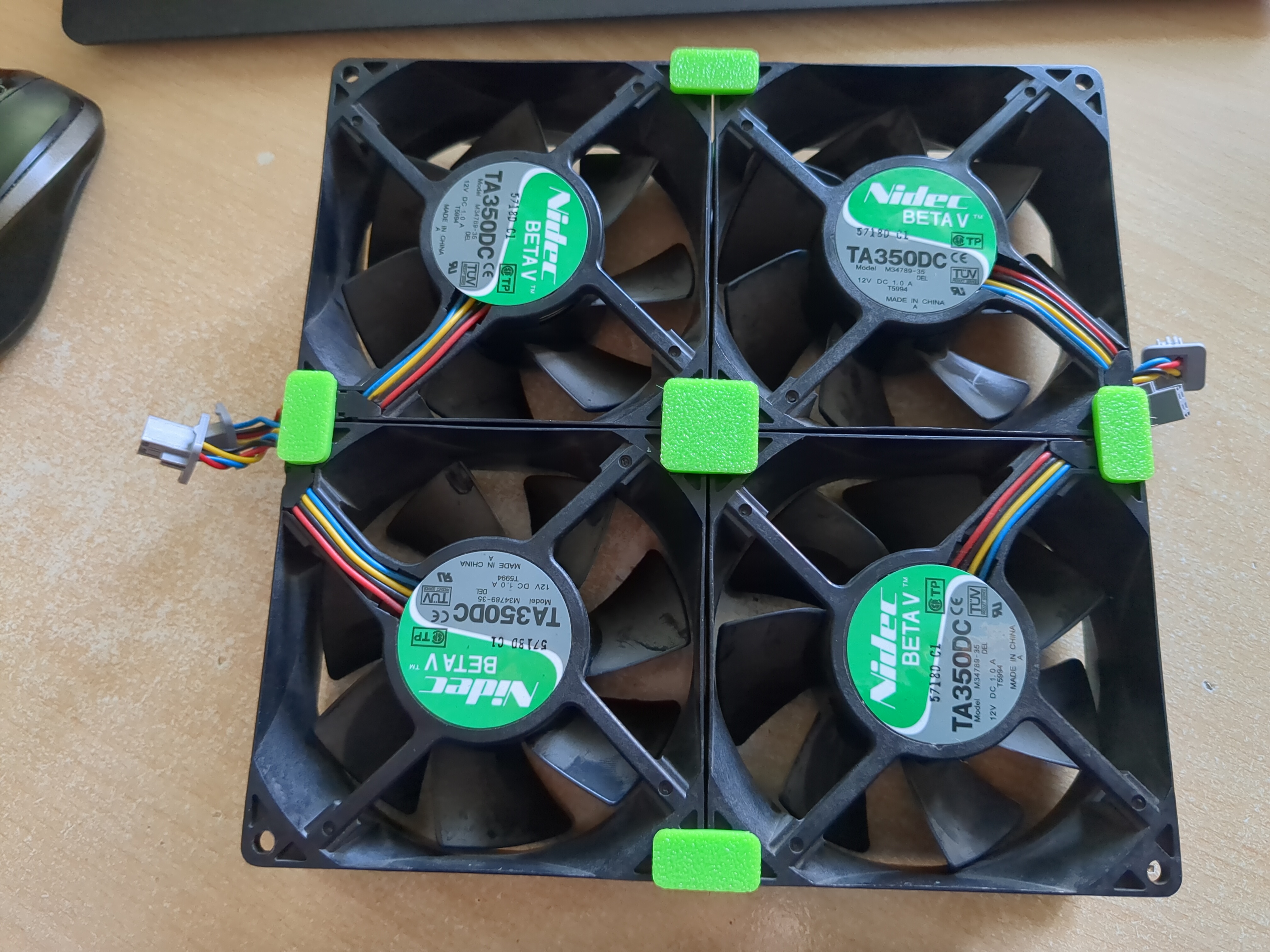 fastenerless fan connector