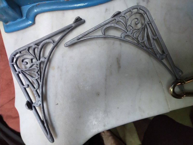 Art nouveau shelf bracket - Alfons Mucha Biscuits Lefèvre-Utile