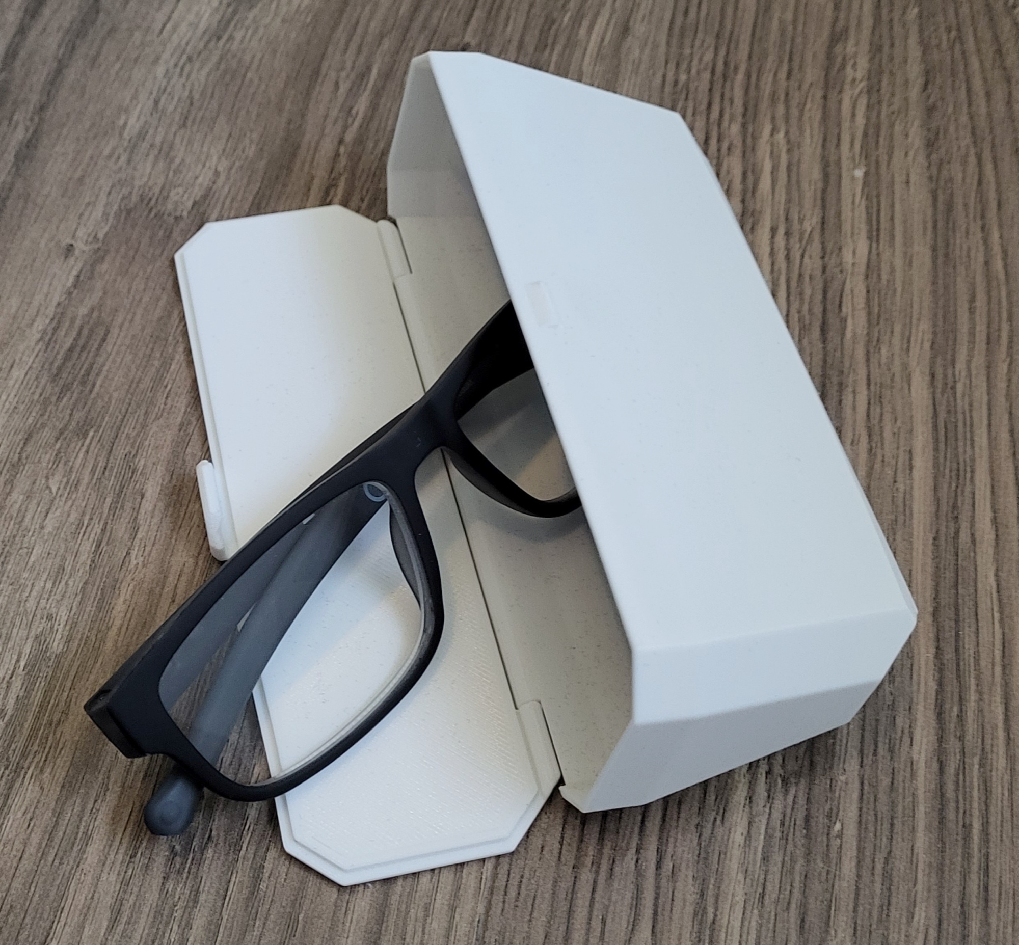 glasses case
