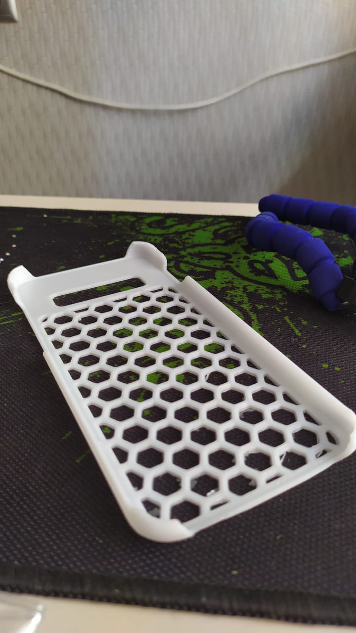 Samsung galaxy s10+ honeycomb case