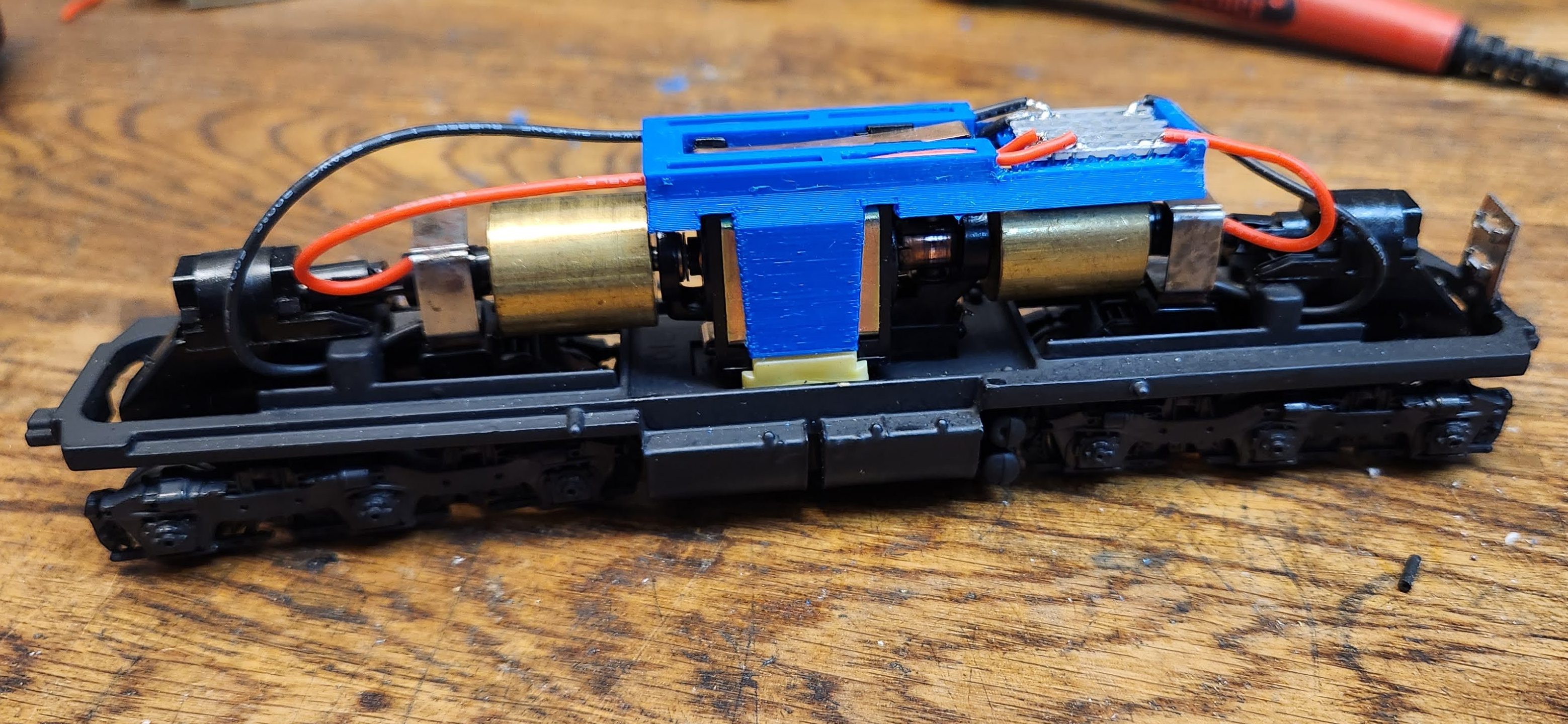 Athearn SD9 Motor Circuit Board Mount