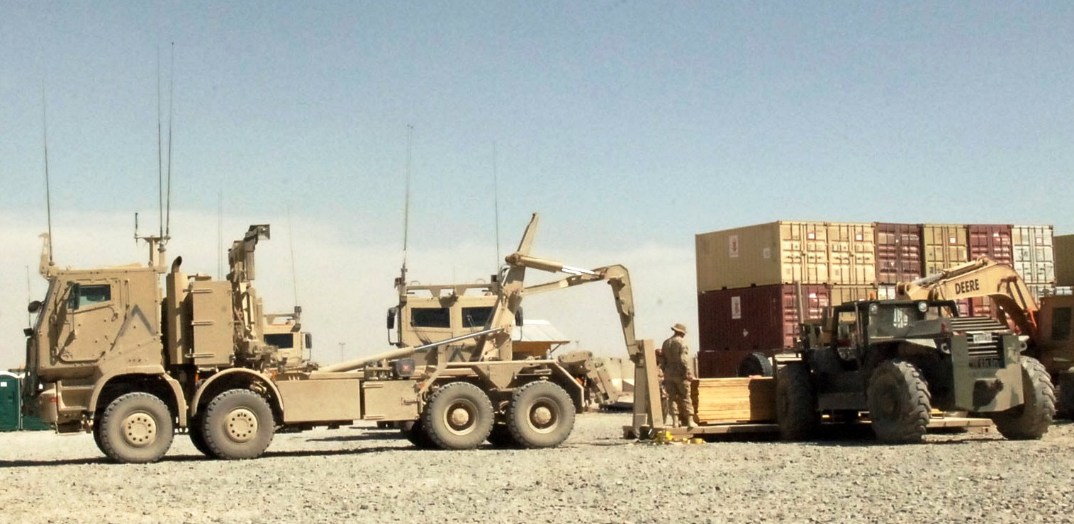 1-100 AHSVS PLS M-B Actros