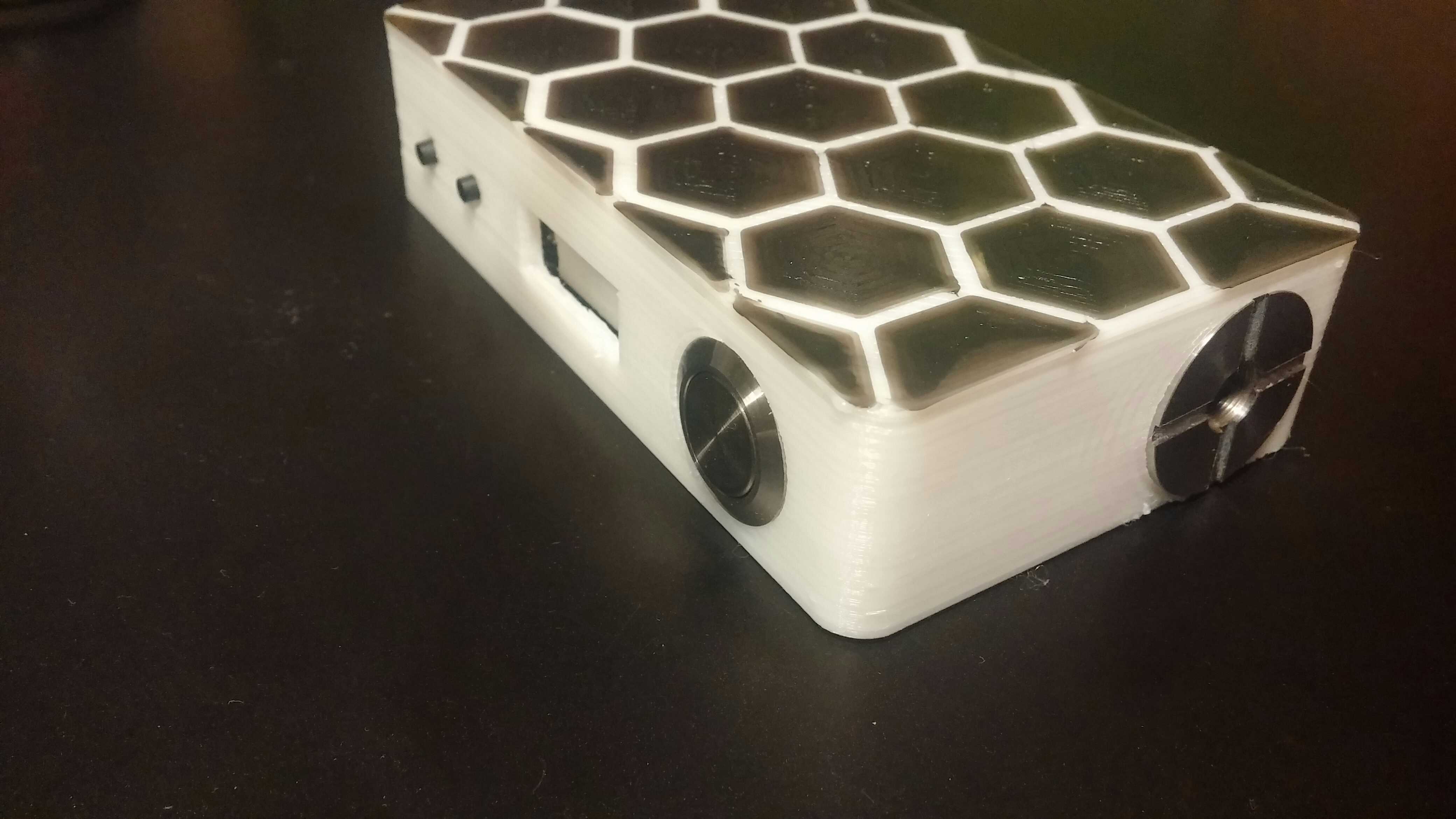 HexagOhm - DIY DNA Hexagon Box Mod