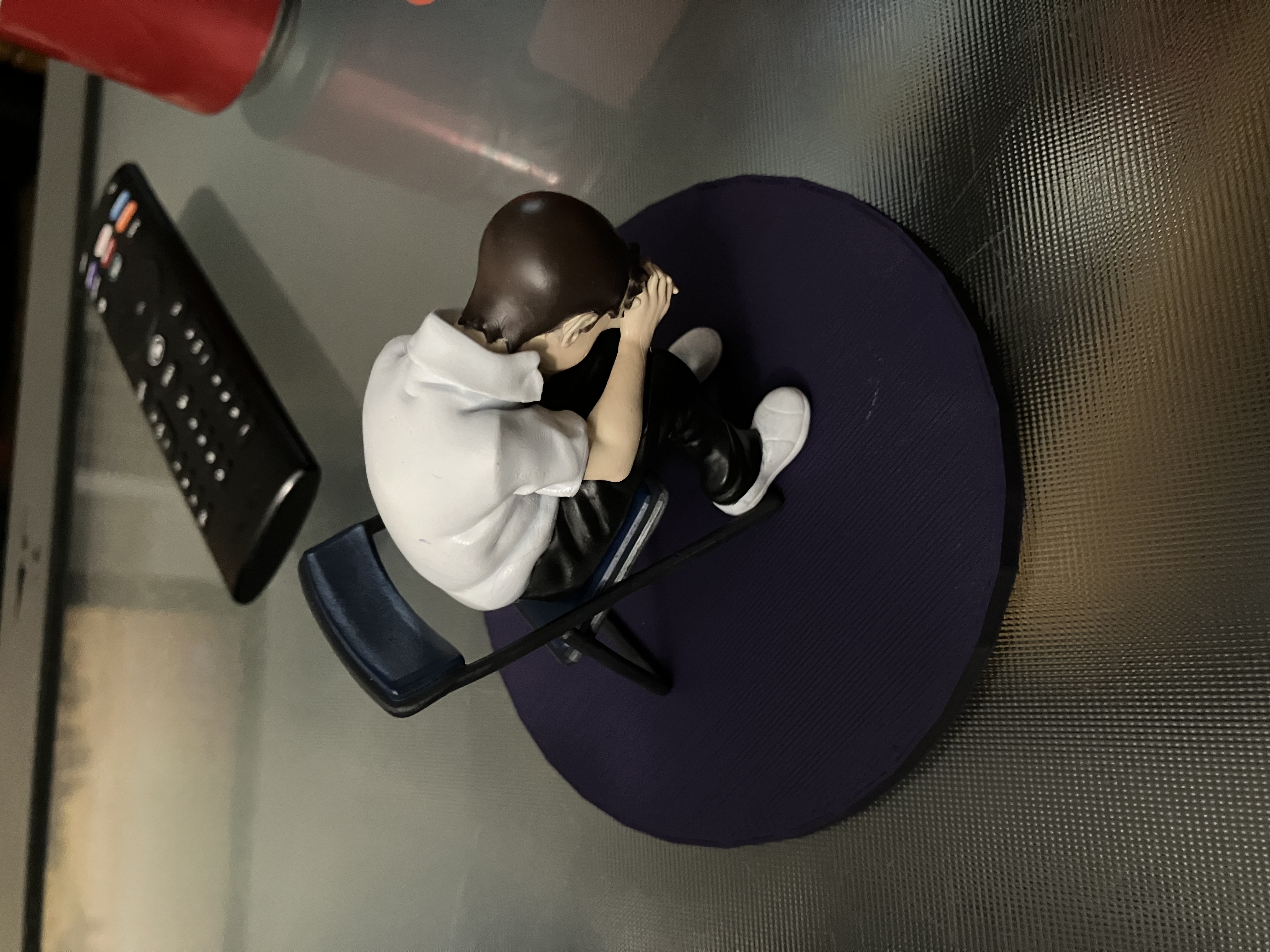 shinji crying in chair recut for model