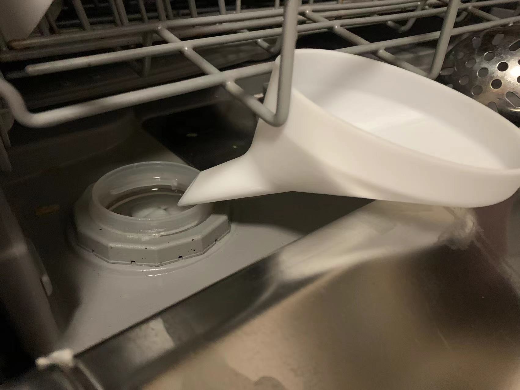 Inclined funnel