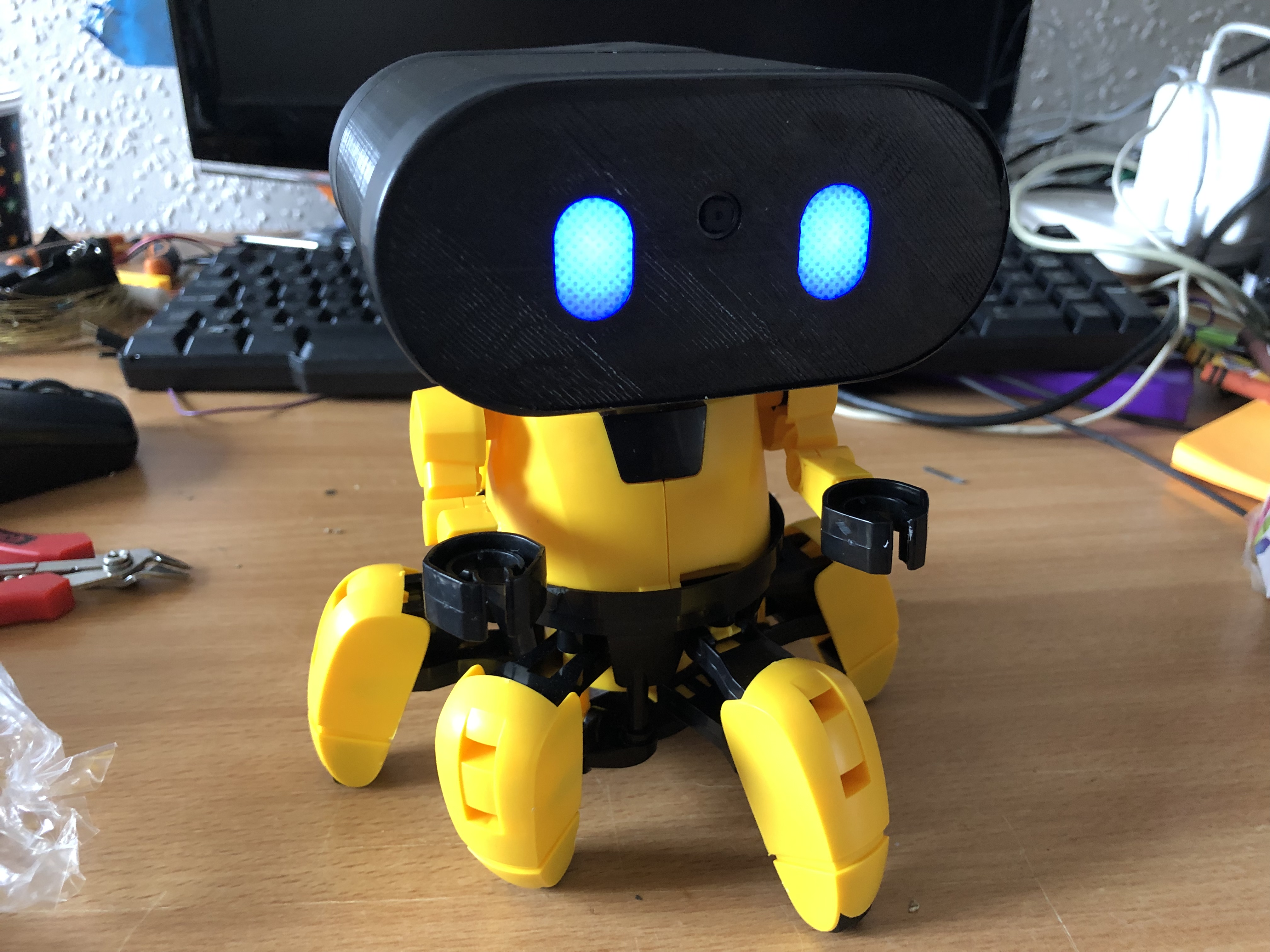 3D Printed head for Zobbie - A Raspberry Pi Hexapod