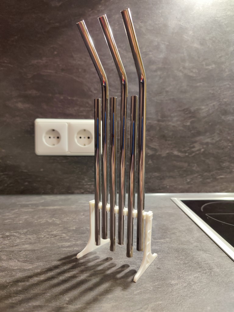 Straw holder