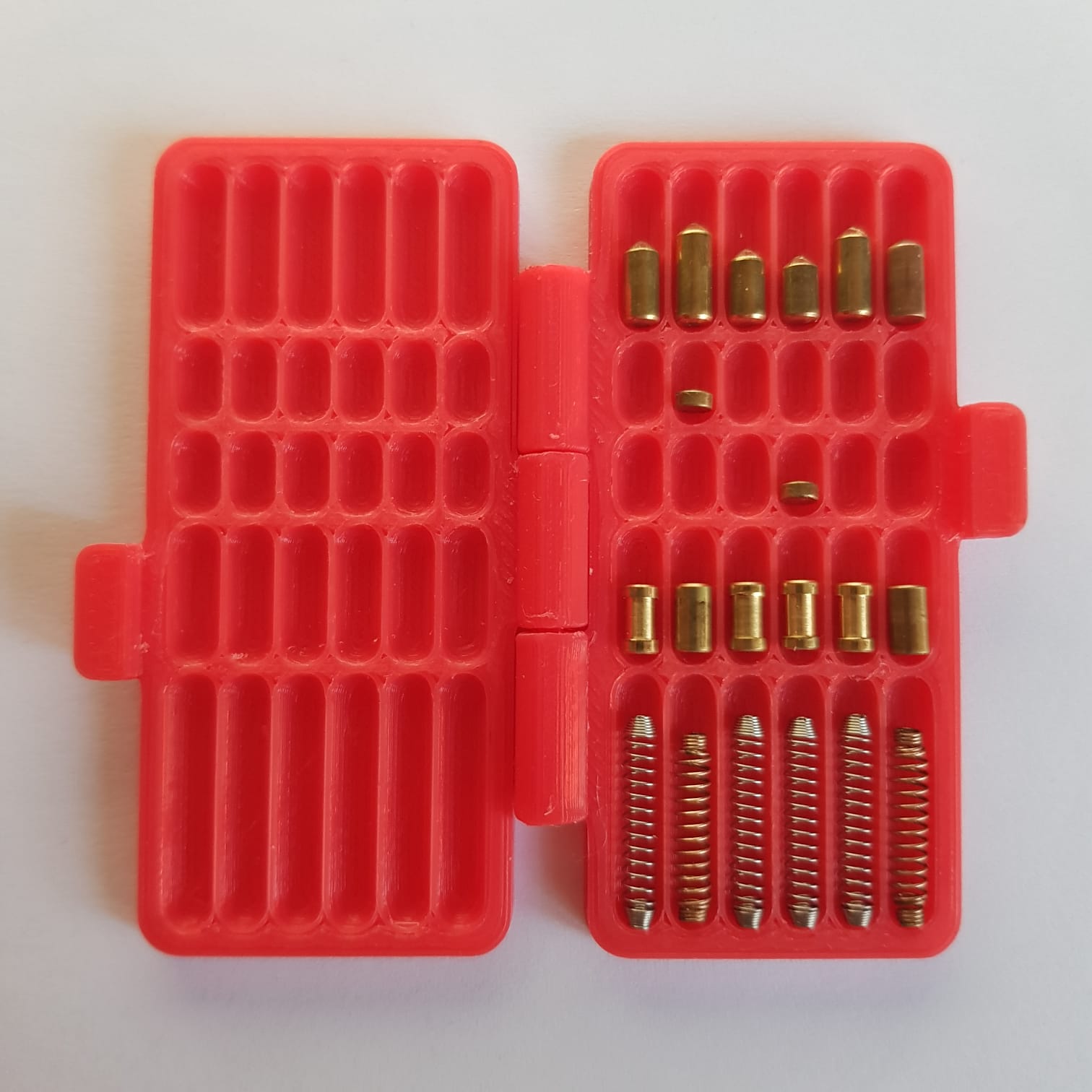 PinTray BookStyle