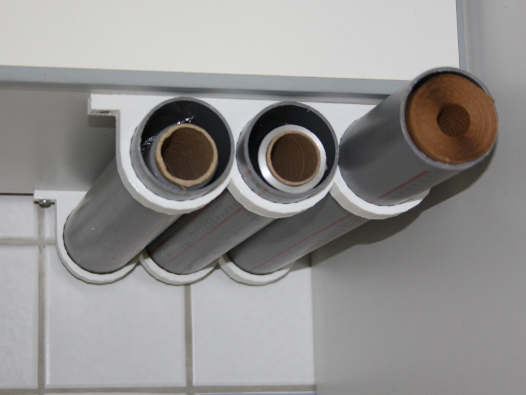 Kitchen roll holder