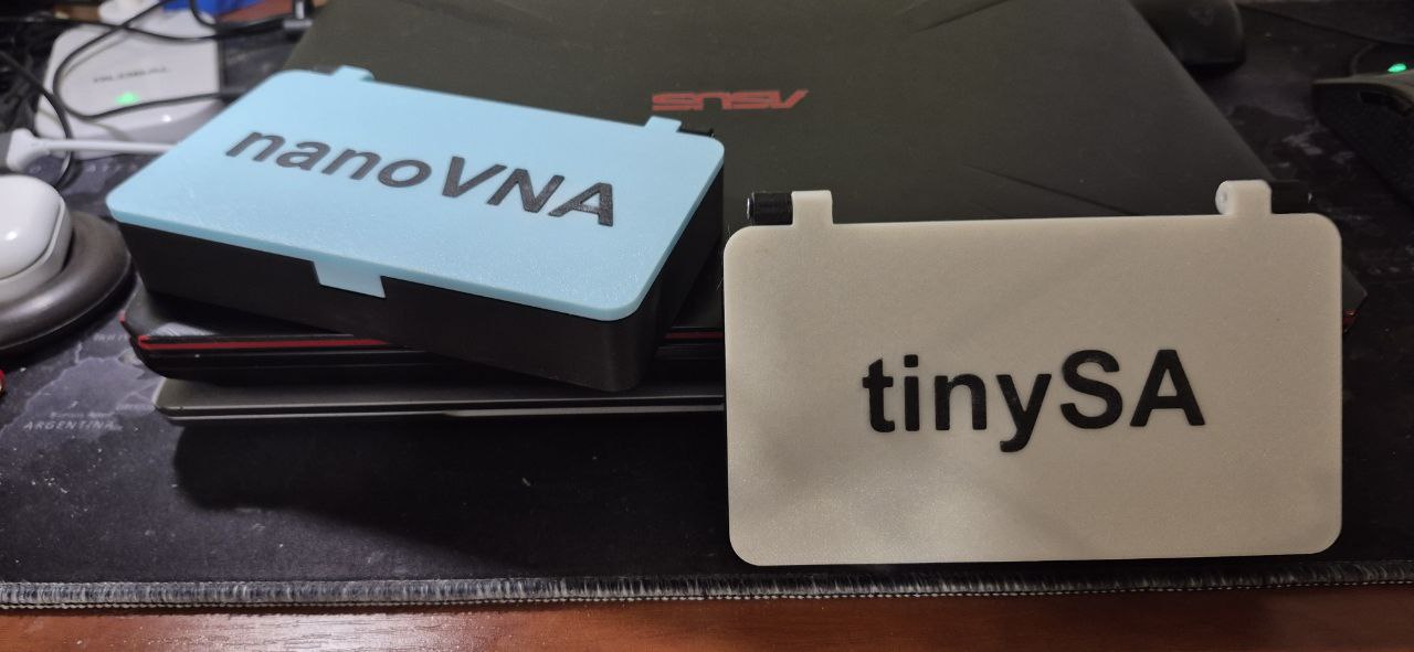 TinySA / NanoVNA case