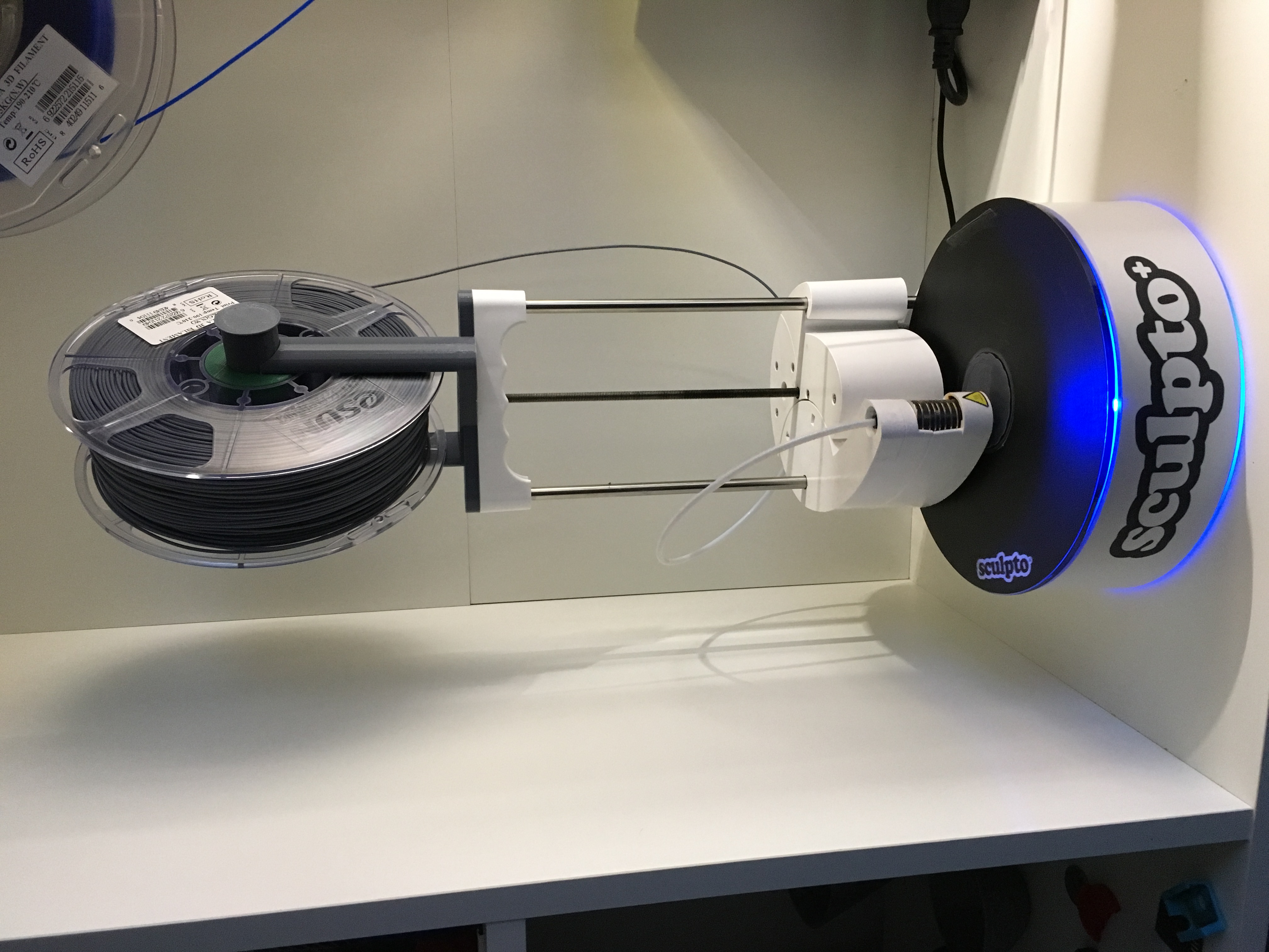 Sculpto Filamentholder Topmount med twist