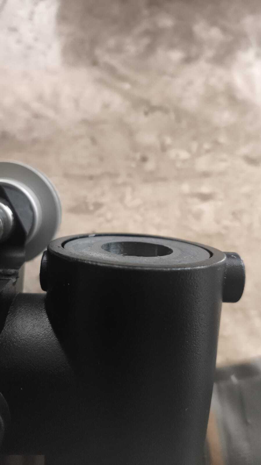 Tripé Uranum EQ3 - Buchas para rolamentos