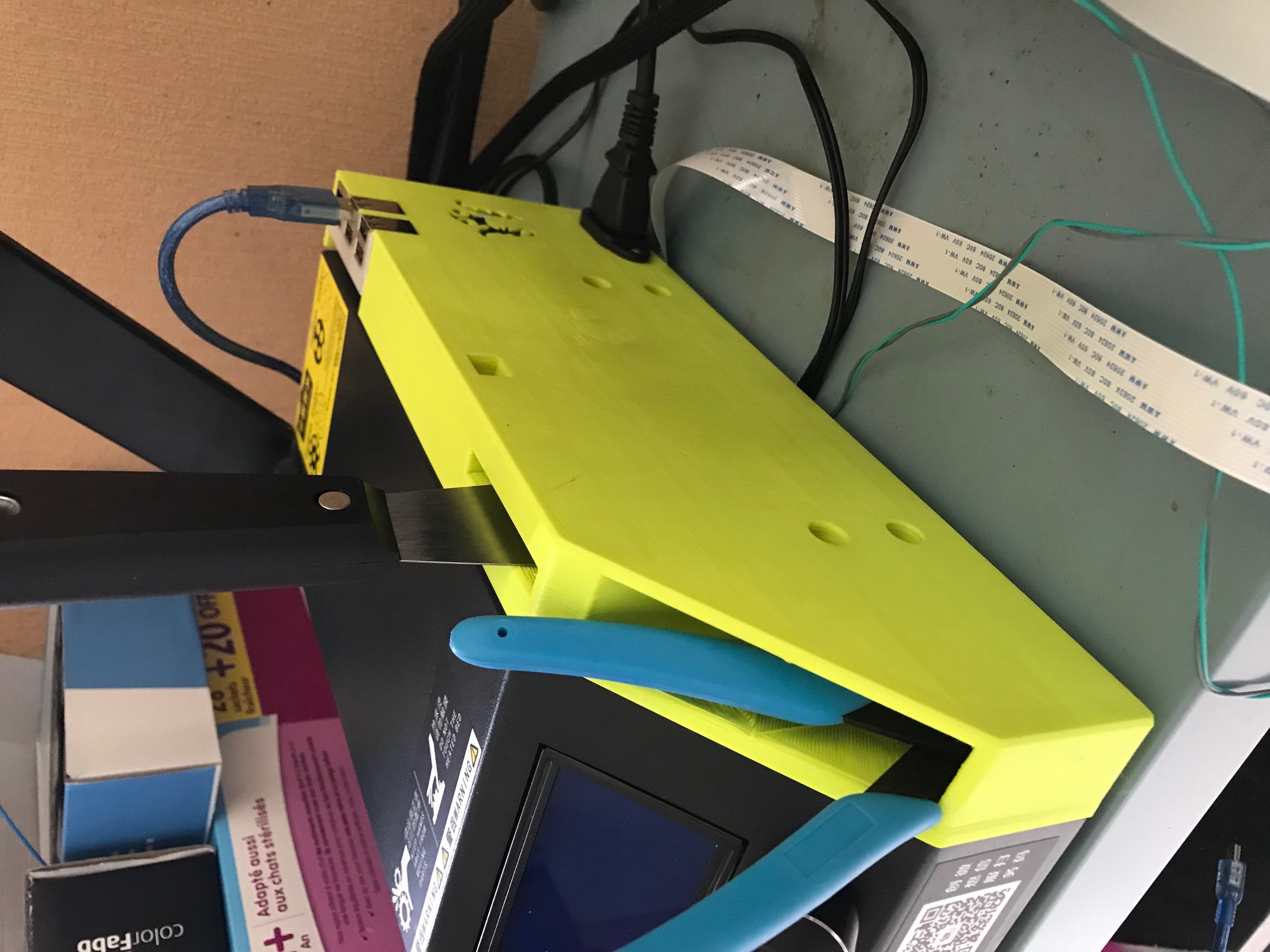 Creality CR-10 Raspberry Pi Sidebar with relay