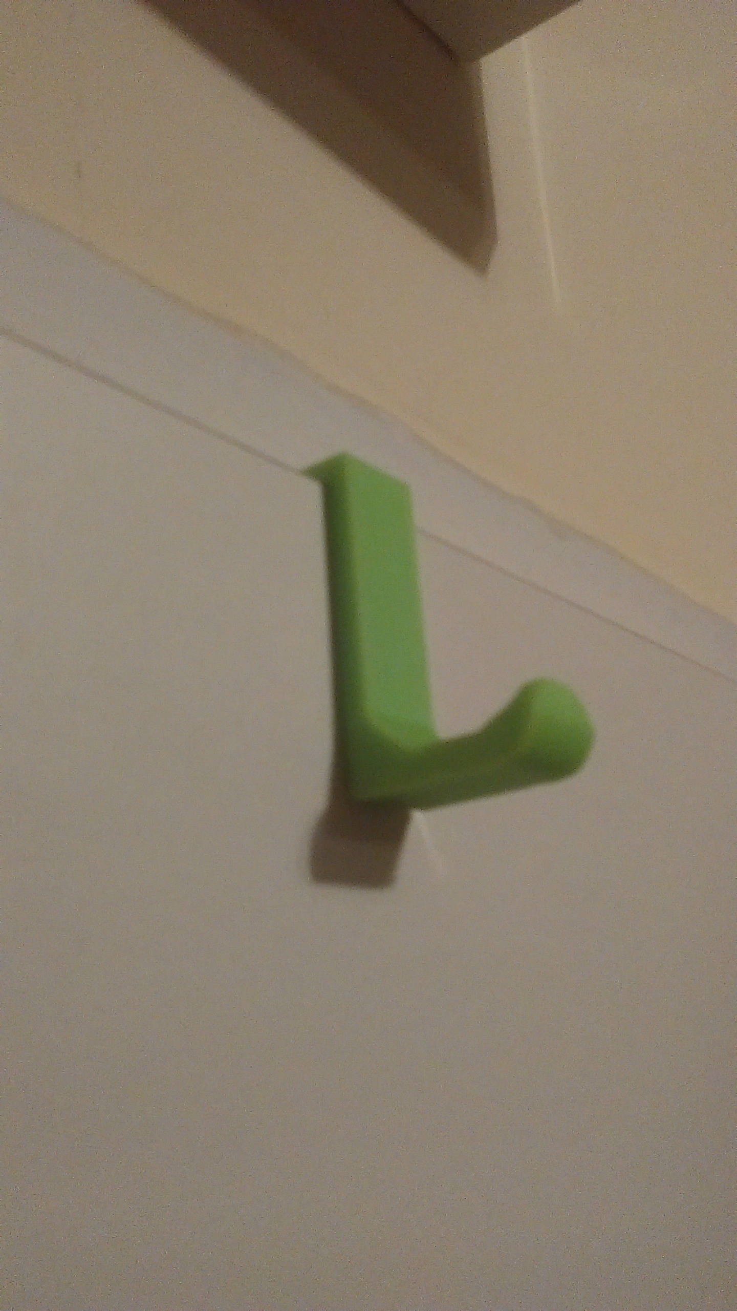 Massive door hook 15mm