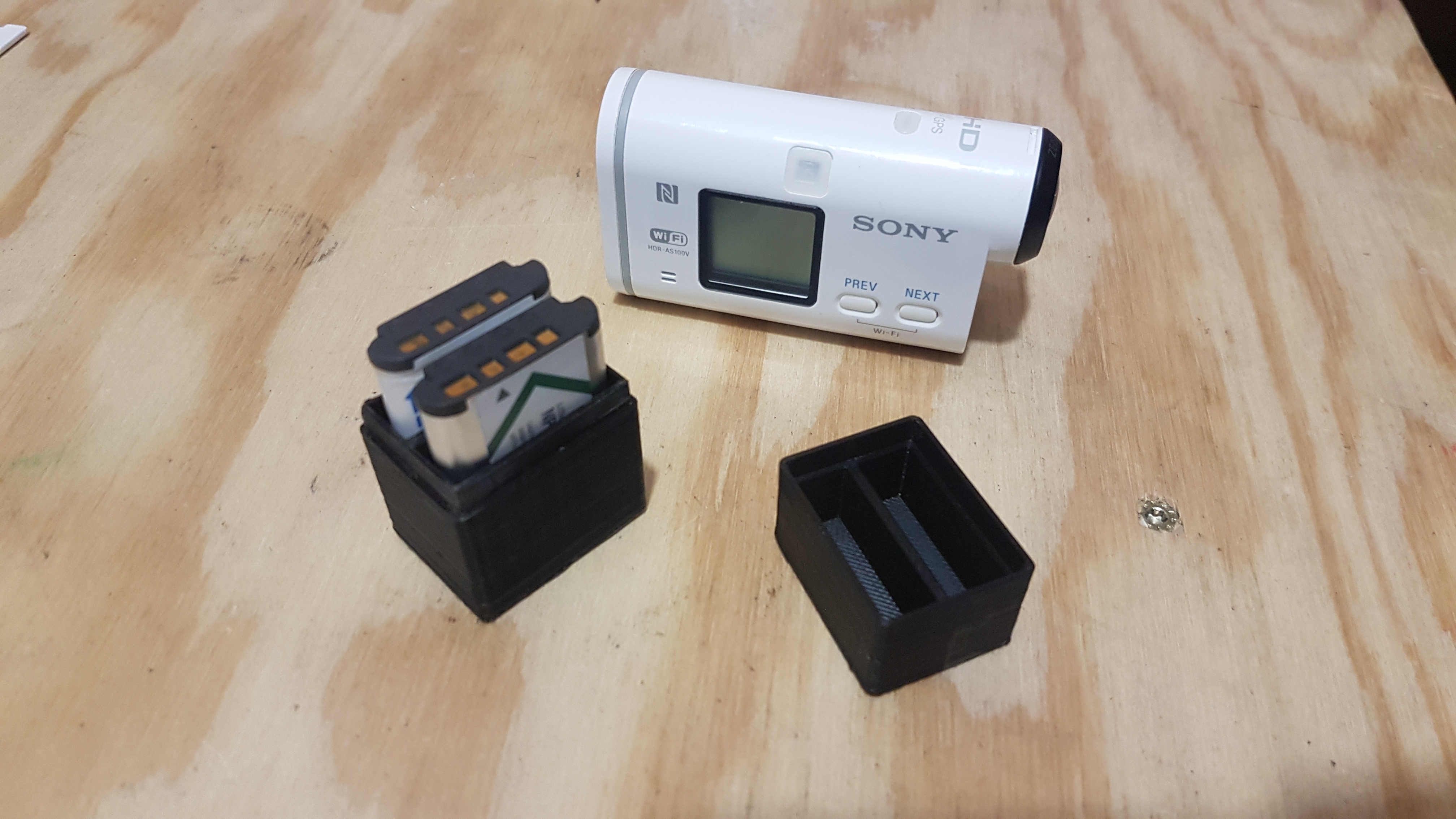 Sony Action Cam Akku Case ( AS 100 )