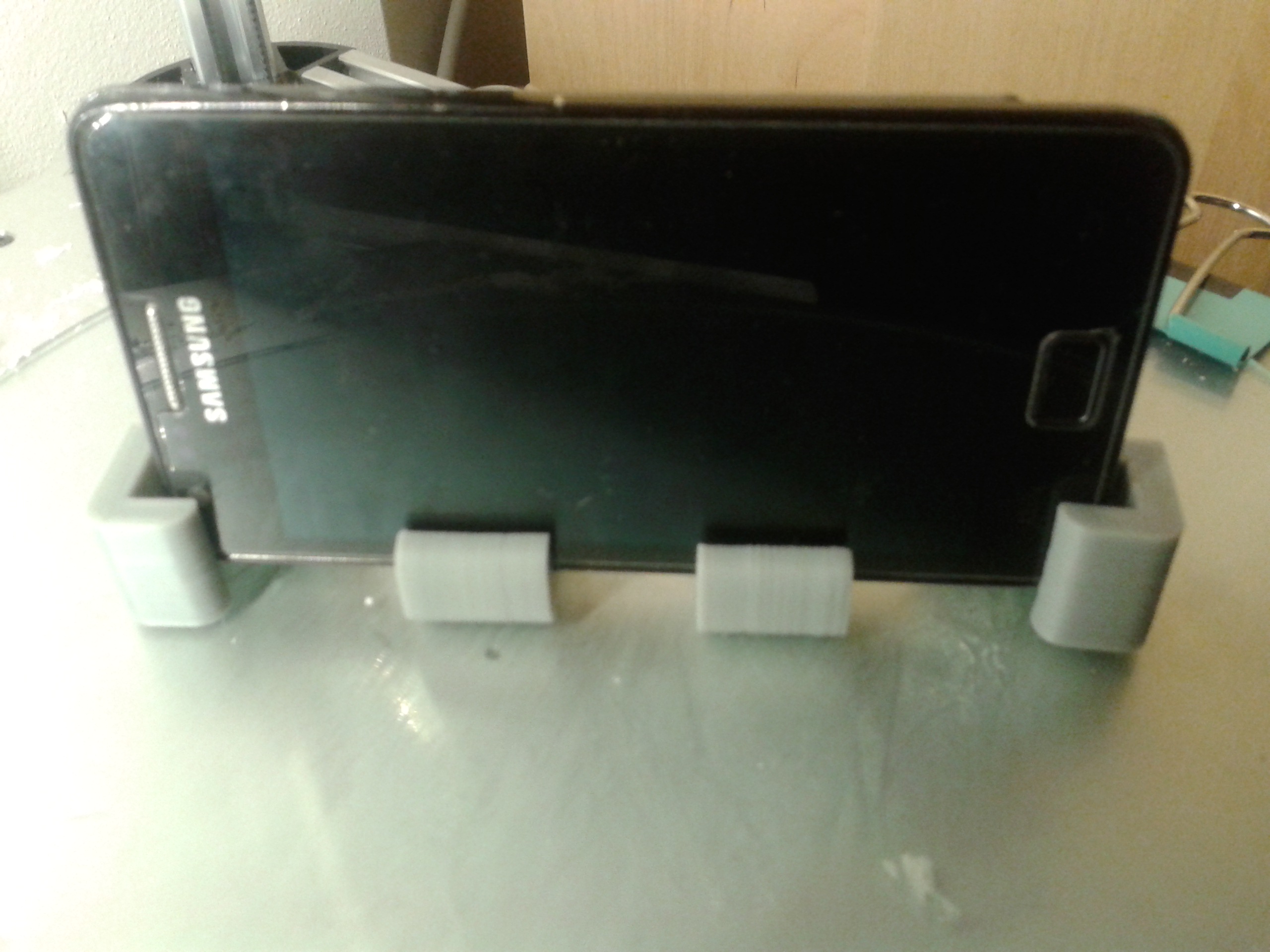 Clips - Tablet wall mount