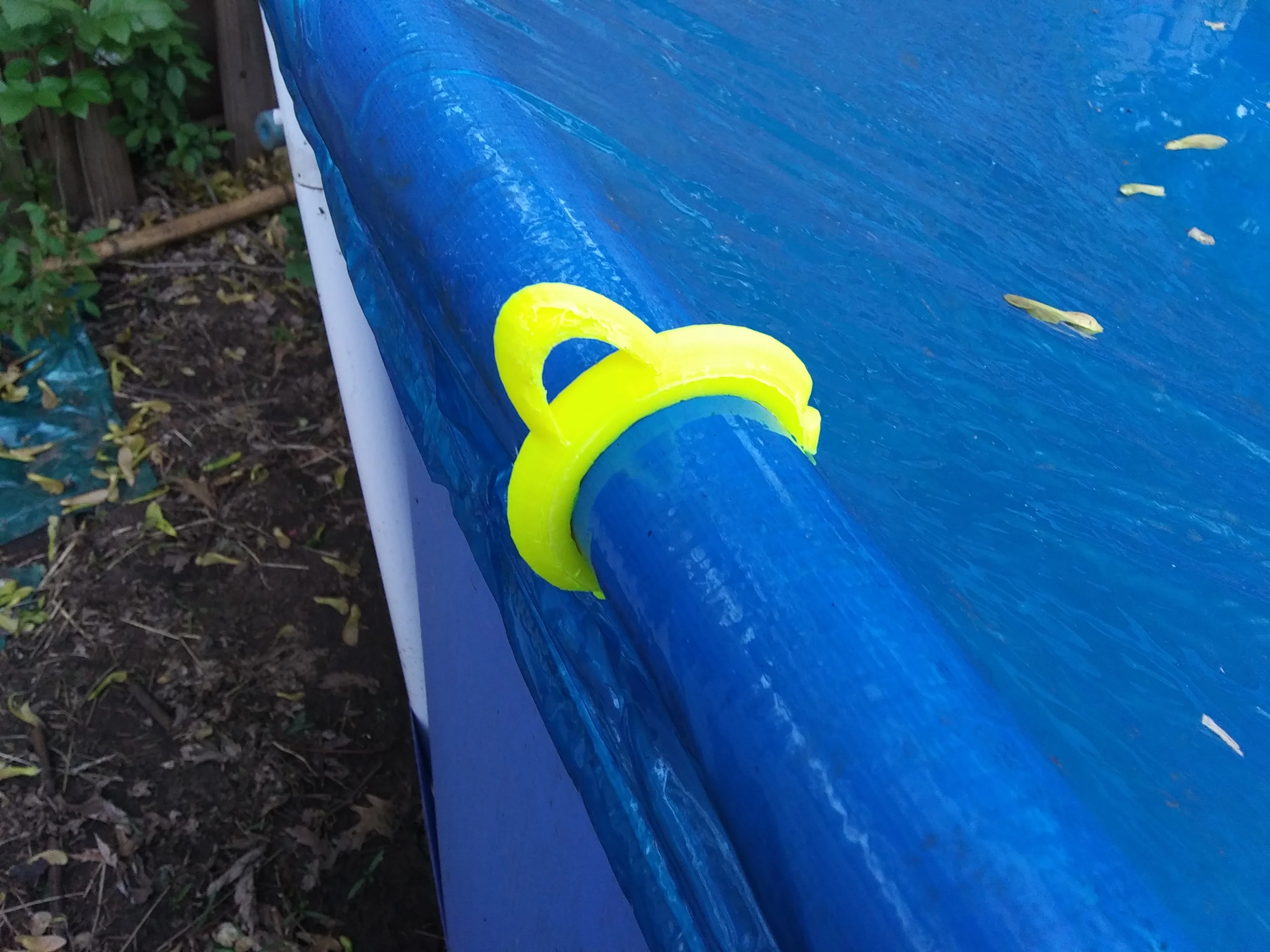 Summer Wave Pool Cover Clip