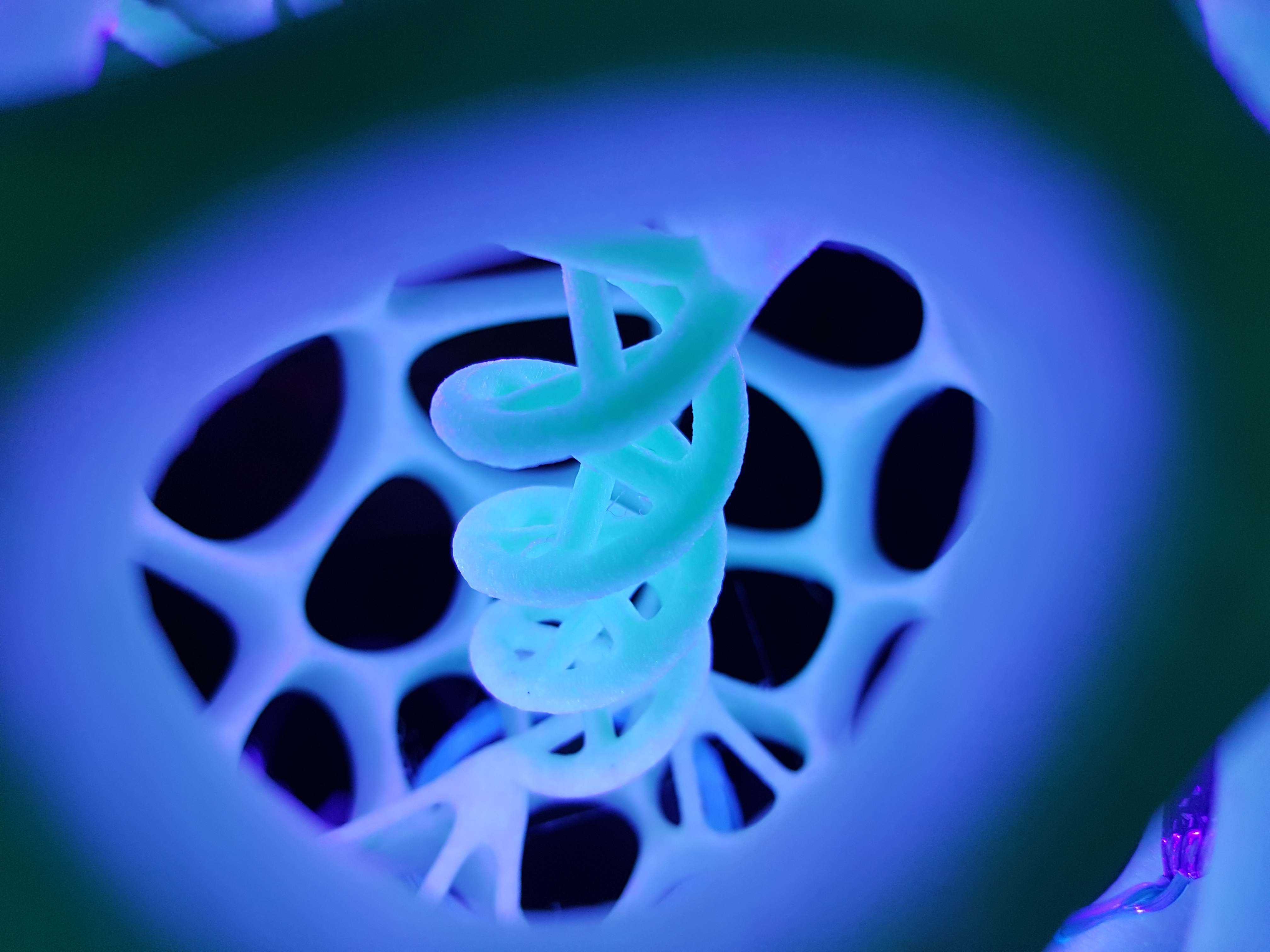 Cell of life - Voronoi DNA Ball