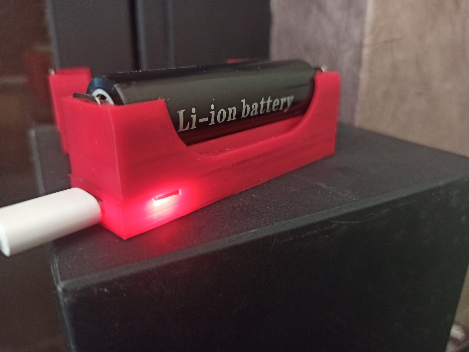 usb C 18650 charger