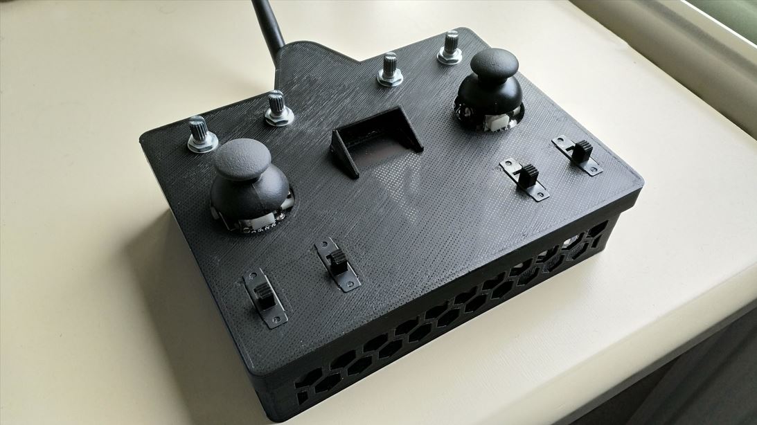 RC controller (esp32, nrf24l01)