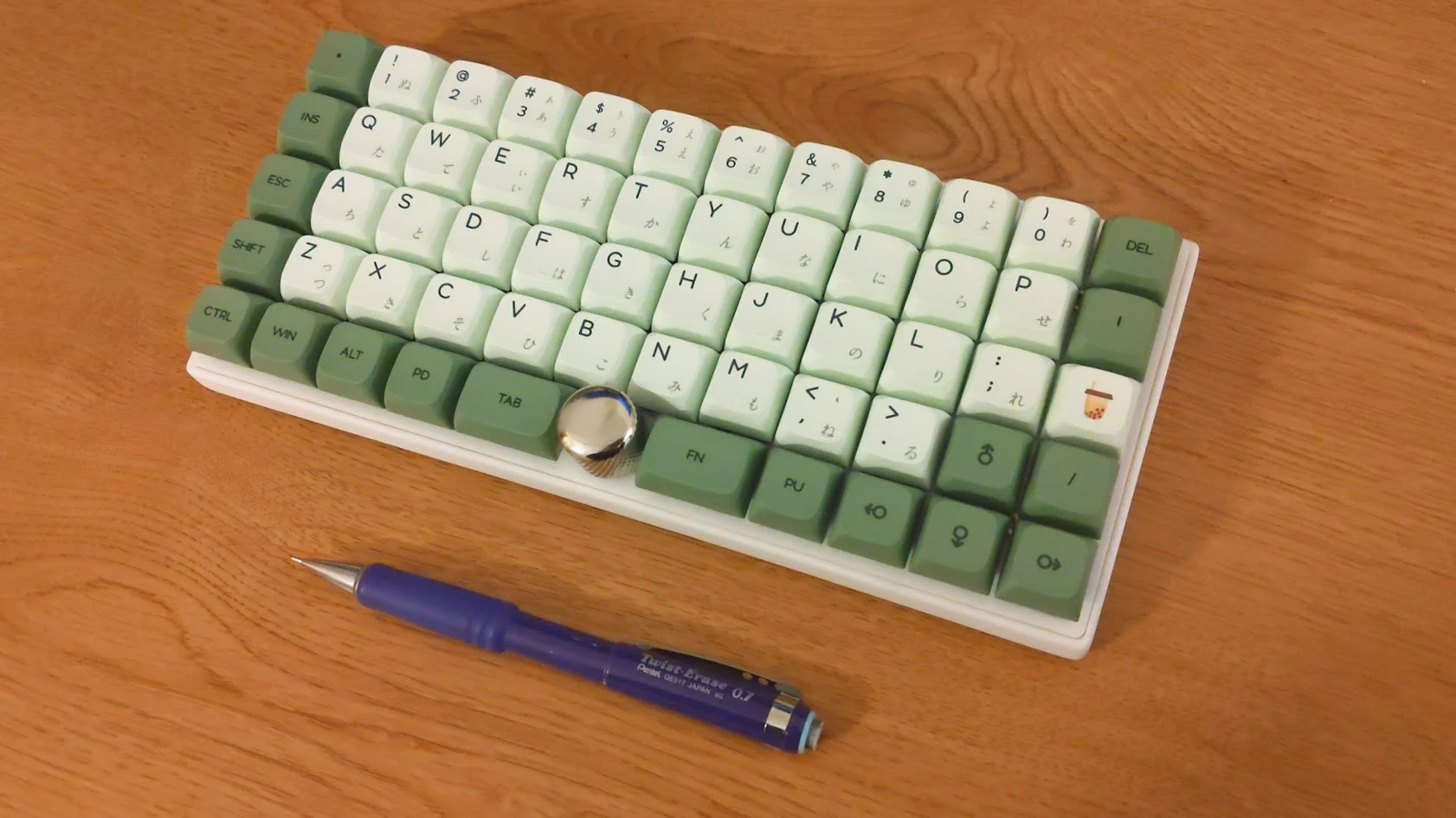 Matcha59 | An angled handwired Planck/Preonic type ortholinear keyboard