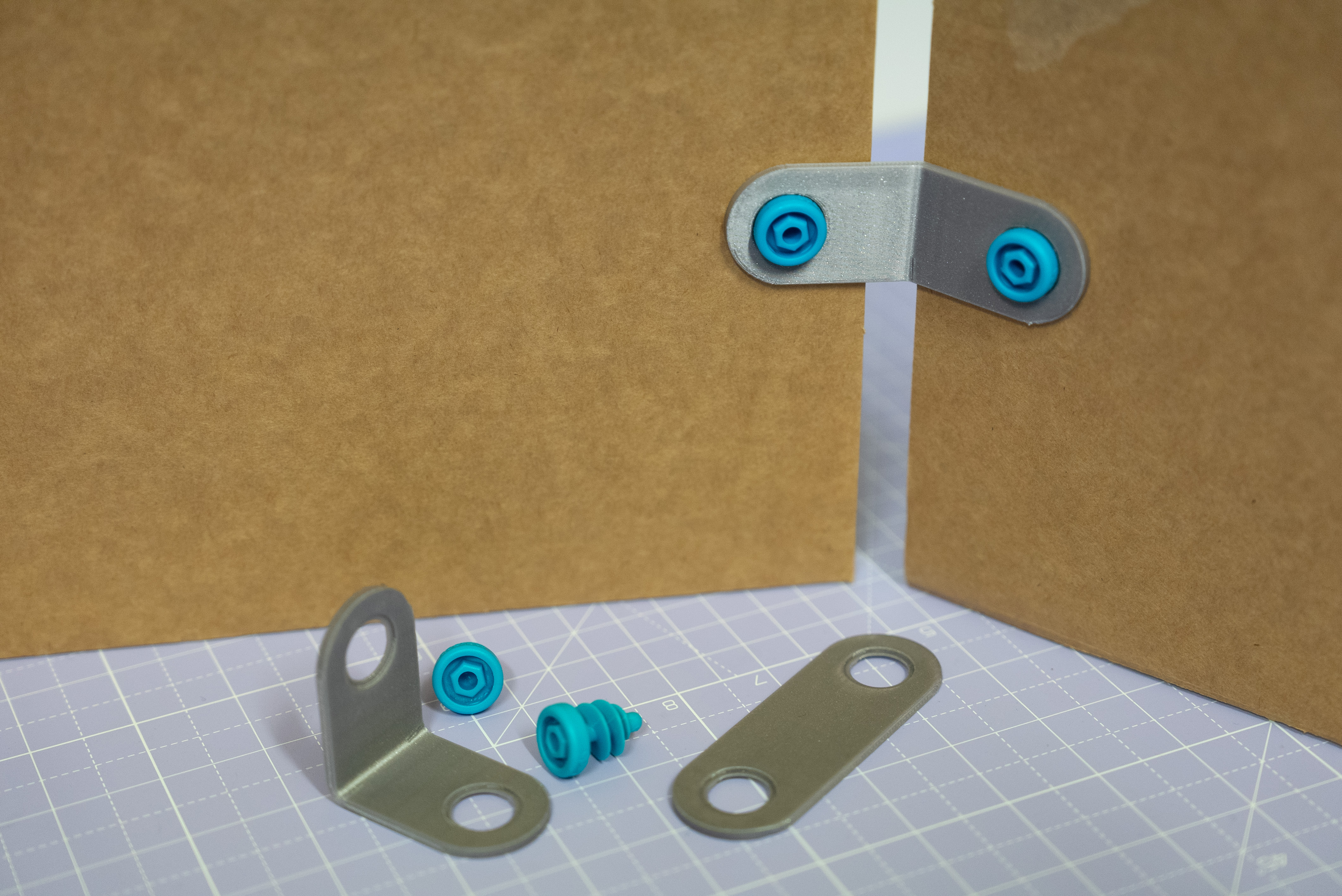 ANGLE BRACKETS for CARDBOARD