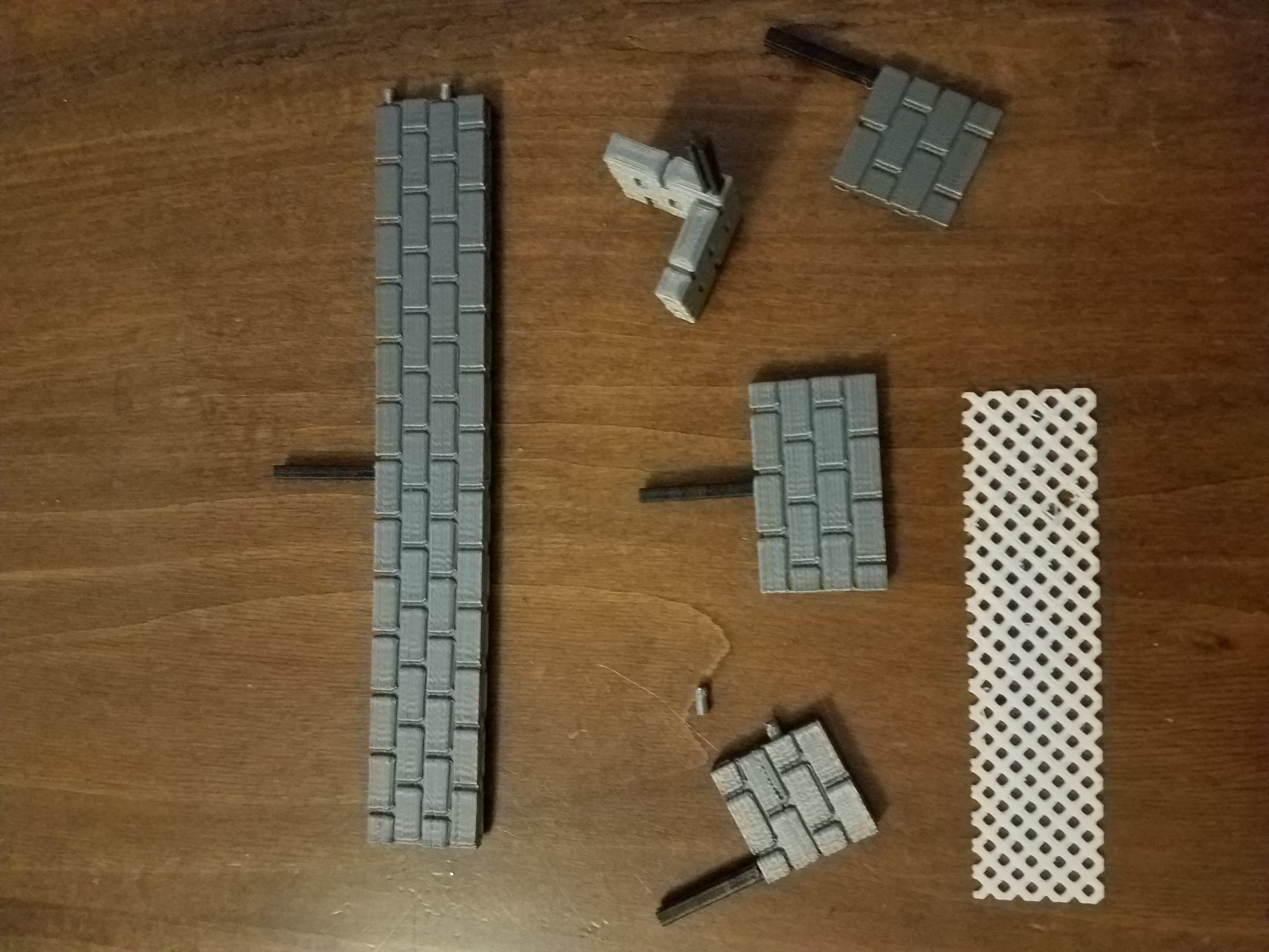 CLOTURE AVEC GRILLAGE 1/43