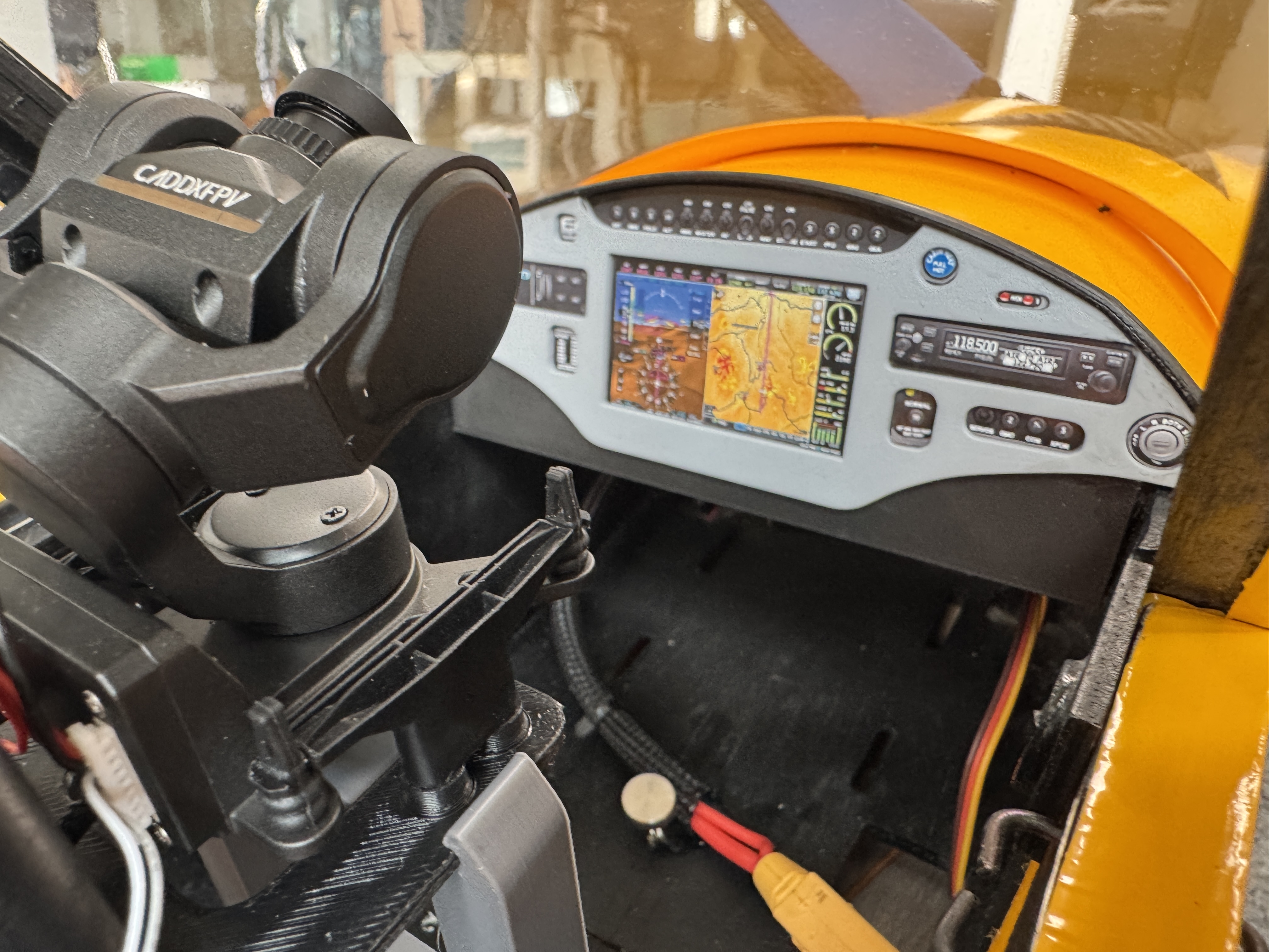 Hangar 9 Carbon Cub - Scale Dashboard