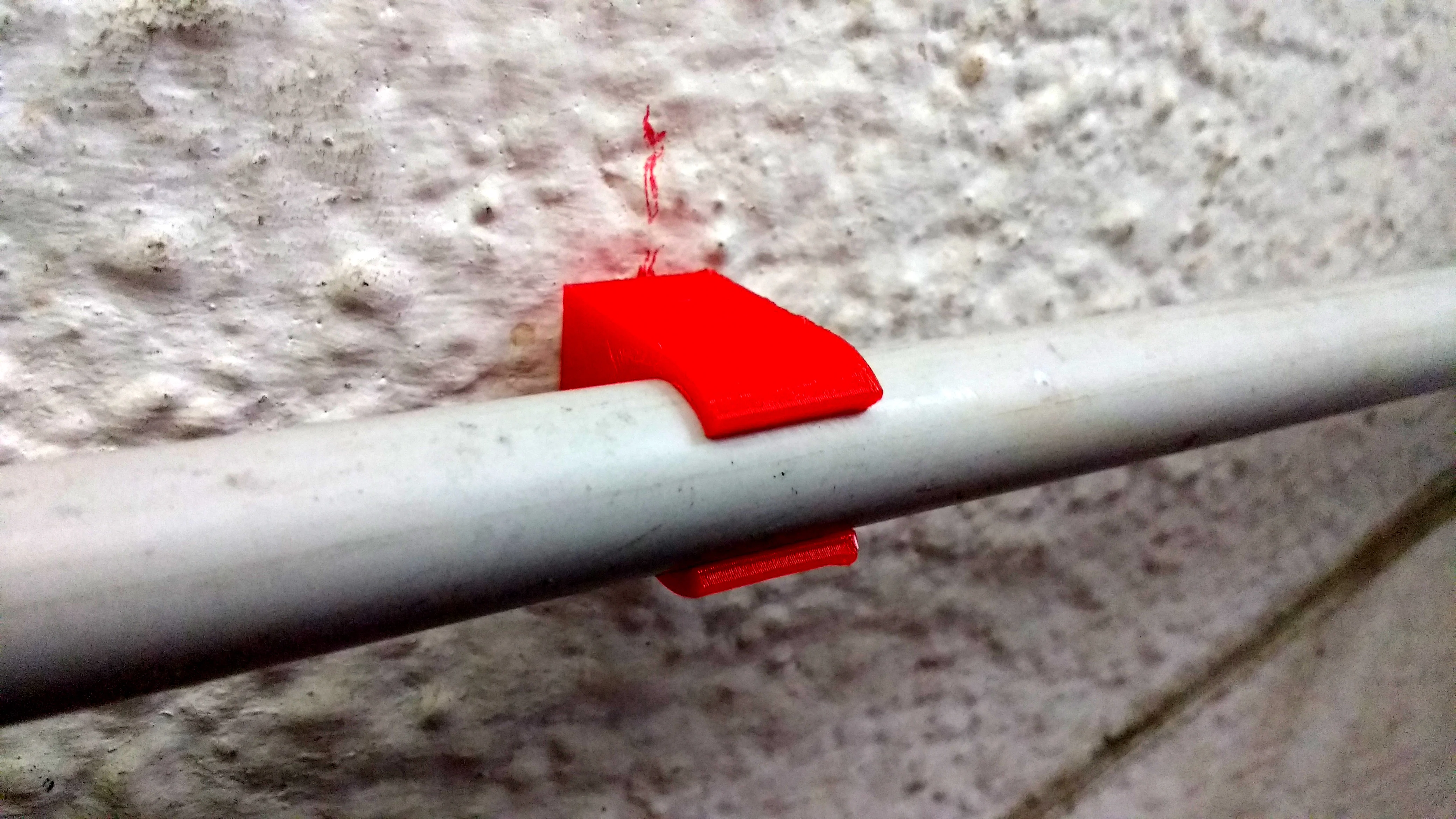 GRÅPPA – Minimal Conduit Clip (Clean Design, Easy Print)