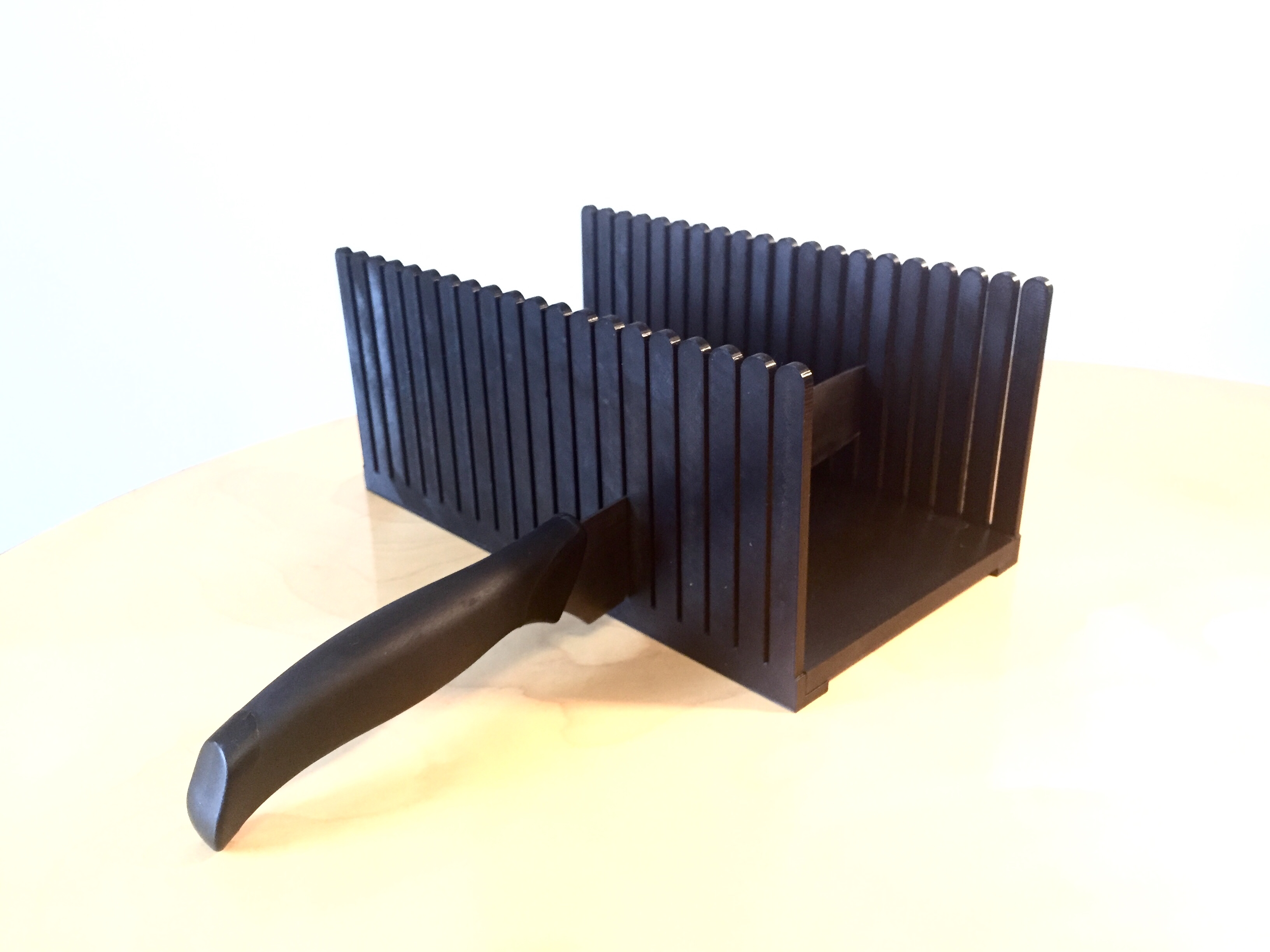 Collapsable Bread Slicer (Cutting Guide)