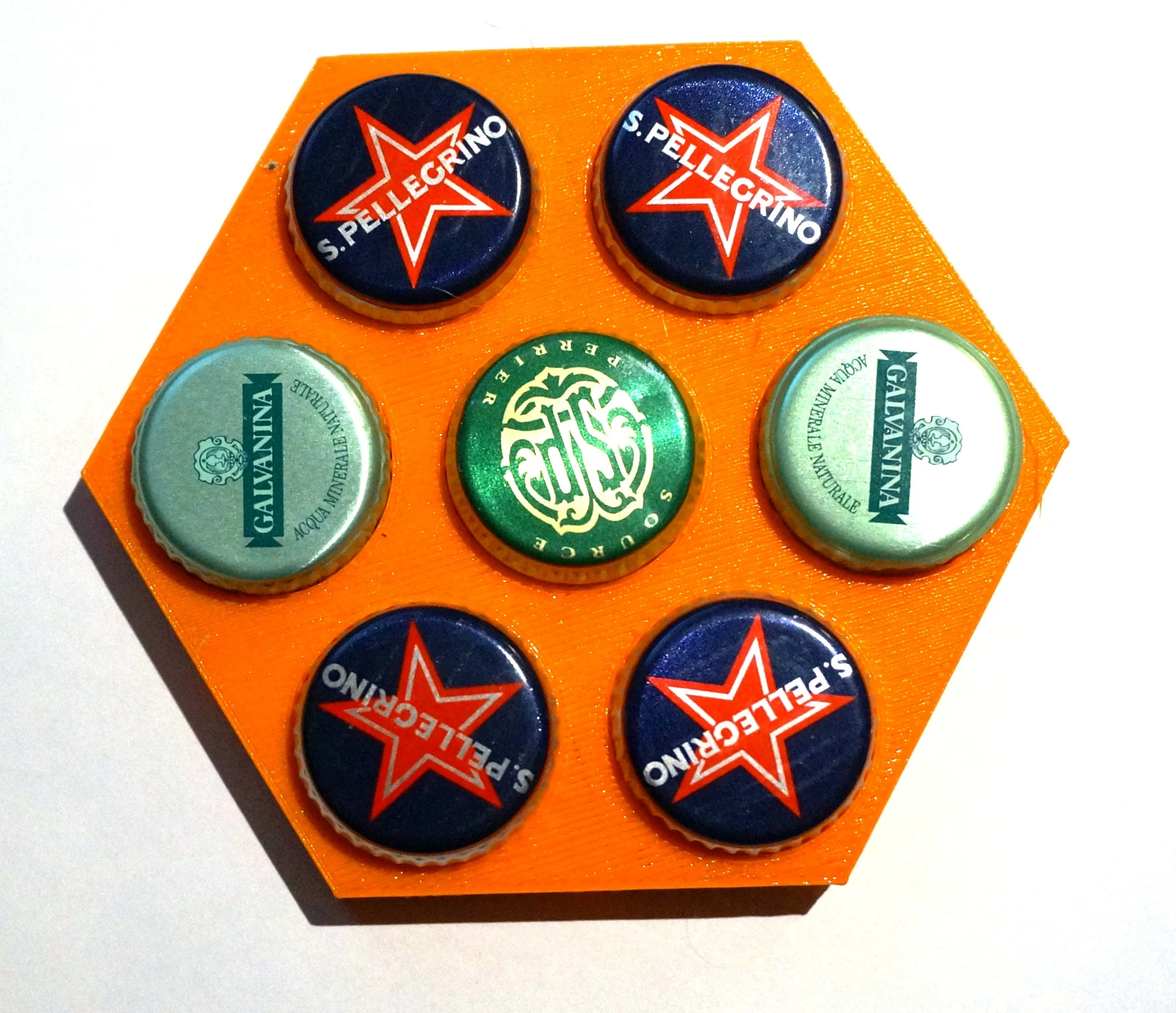 reuse aluminium bottle caps