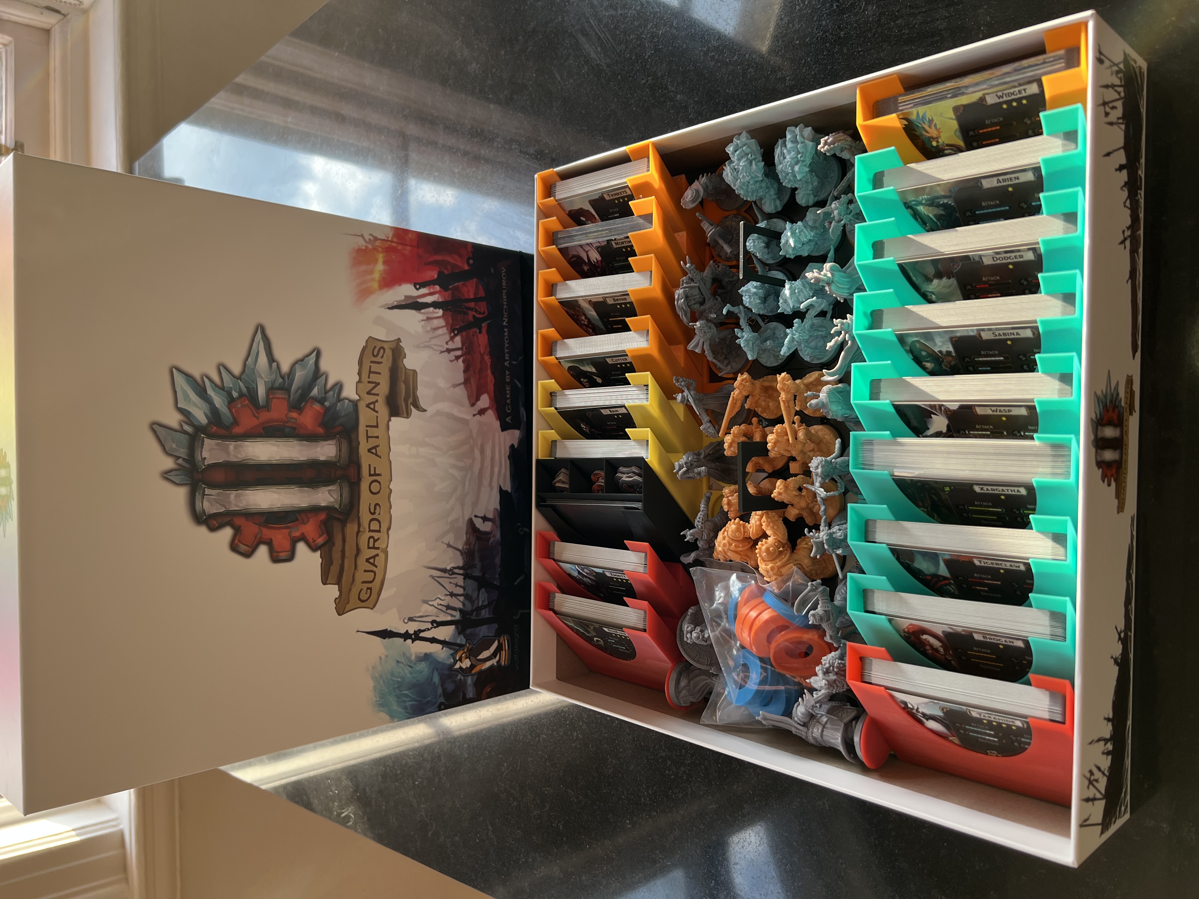 Guards of Atlantis 2 (Second Printing) Storage for Seventeen Heroes