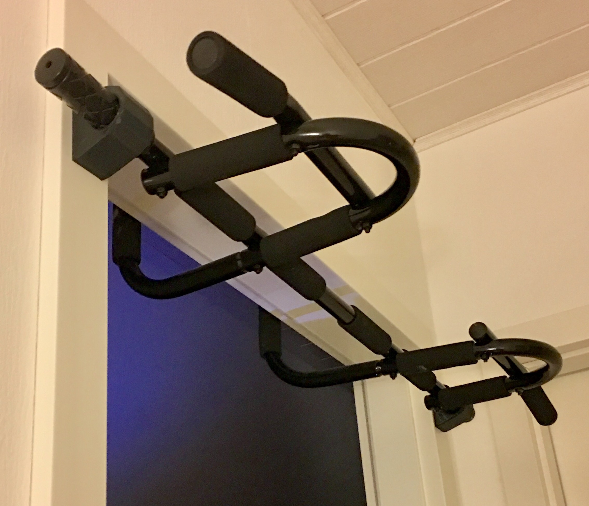 Türrahmenschutz für Klimmzugstange (protector for doorframe, pull up bar)