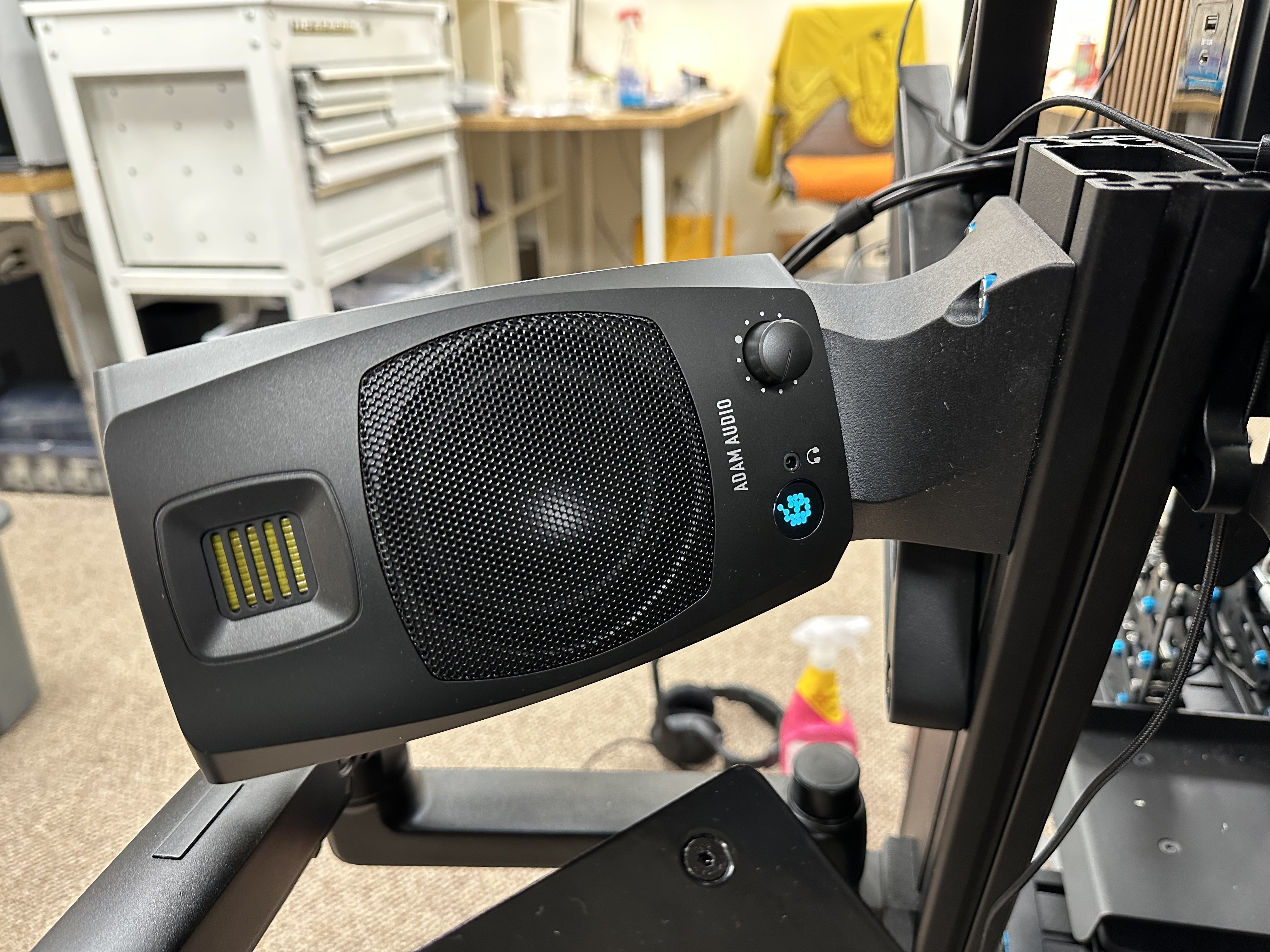 ADAM D3V Speaker Mounts for Sim-Lab P1X Pro
