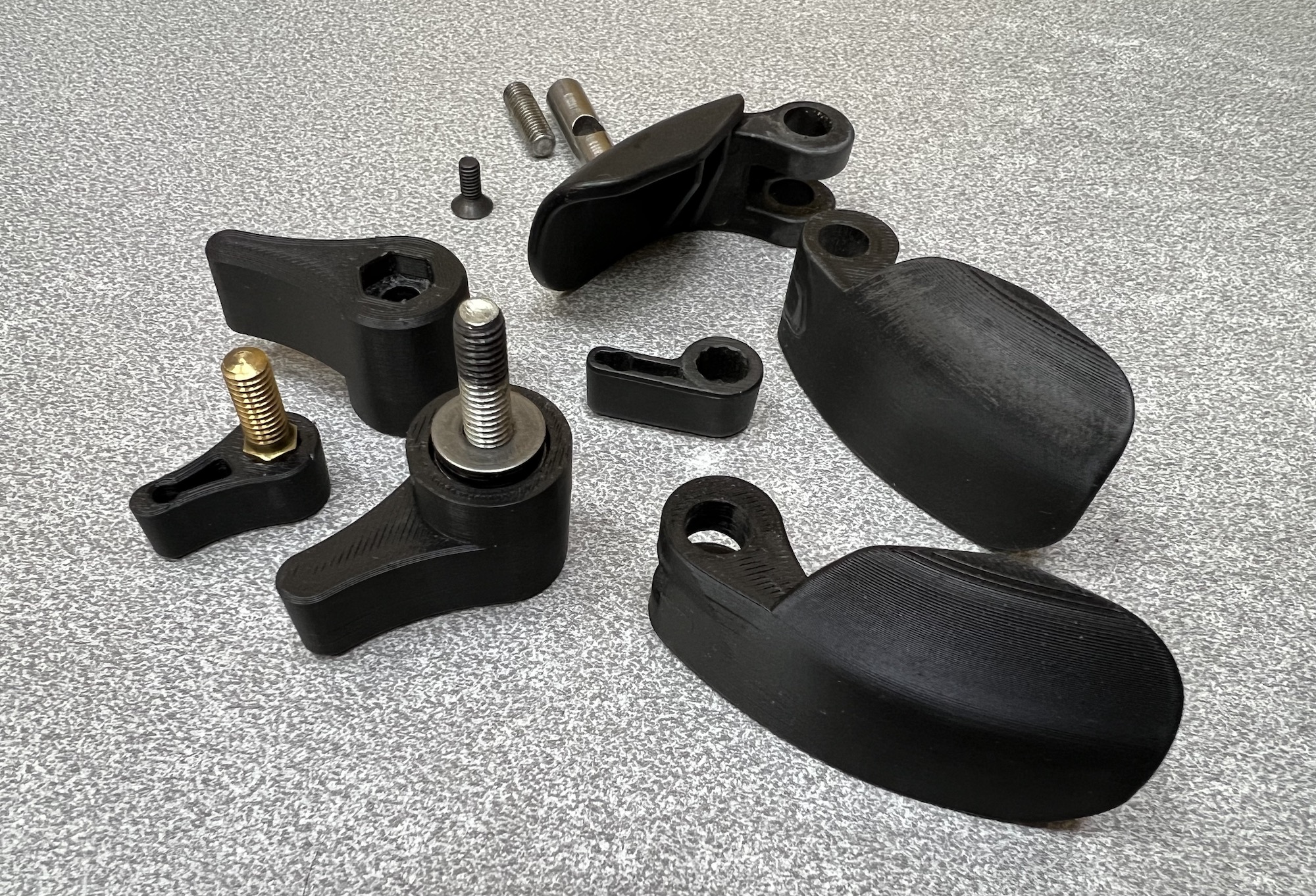 Vinten/Manfrotto(525) tripod levers and knobs