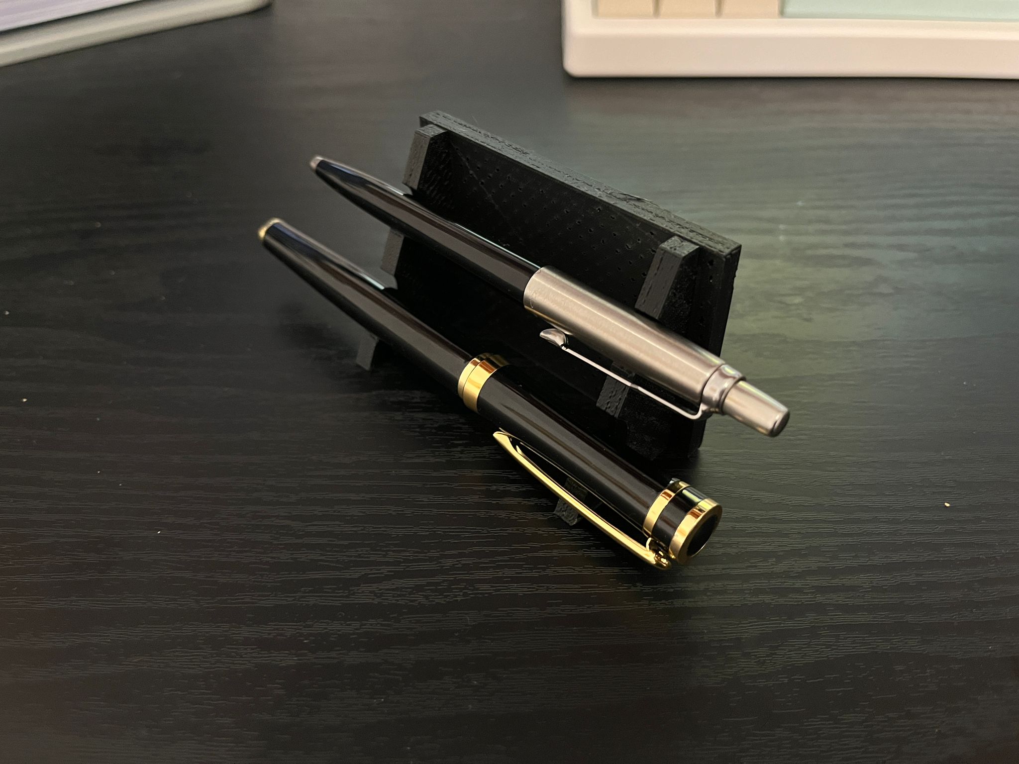 Dual Pen Holder for Parker Jotter and Standard Fountain Pen