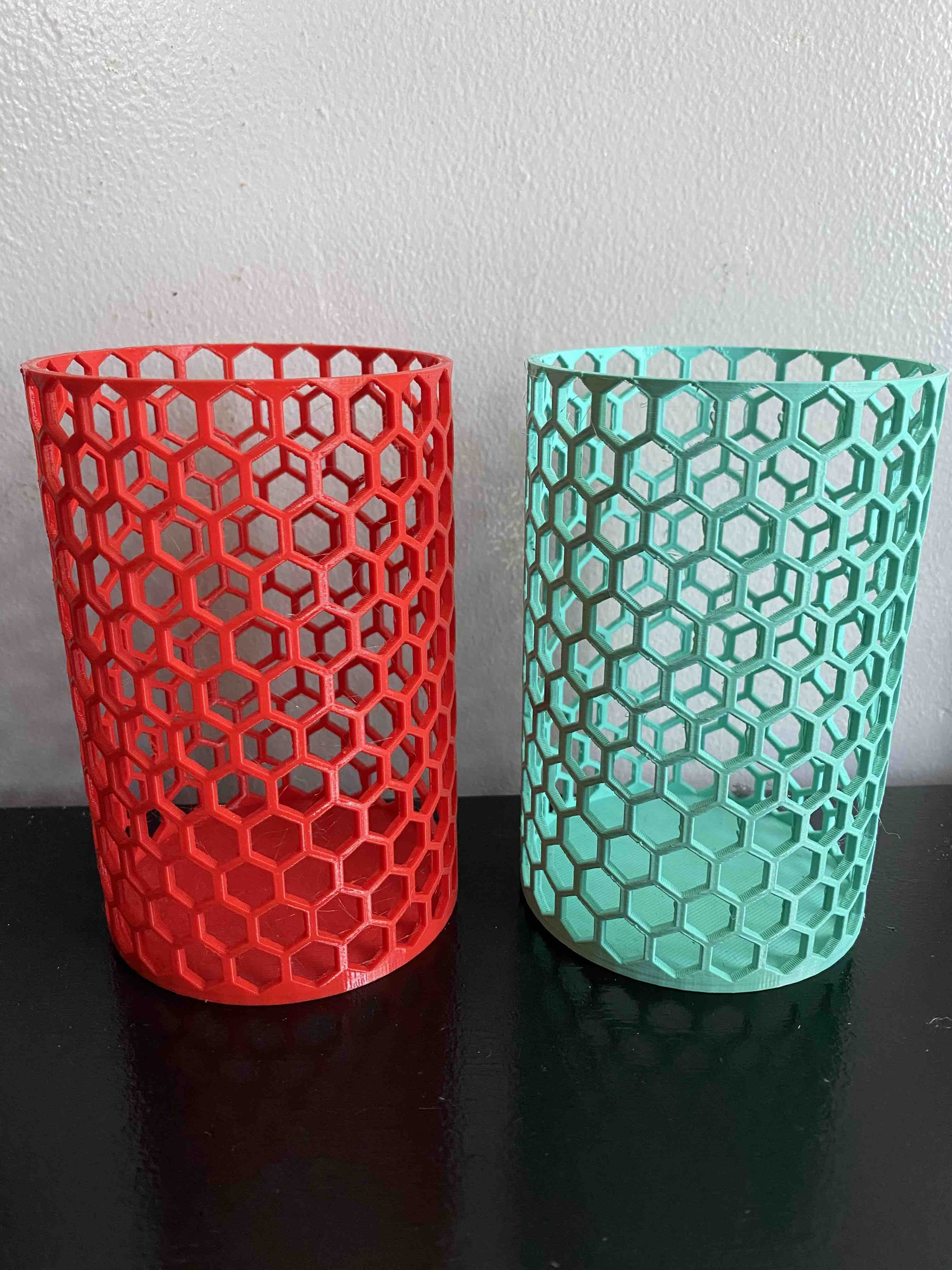 Hexagon Pattern Pencil Cup