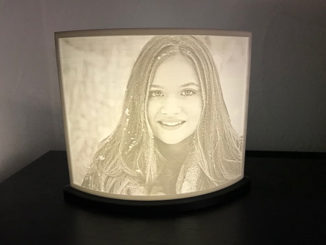 Lithophane-Ständer 5 Volt / Lithophane-Stand 5 Volt - für querliegendes Bild (Landscape) 4:3, 180 mm breit