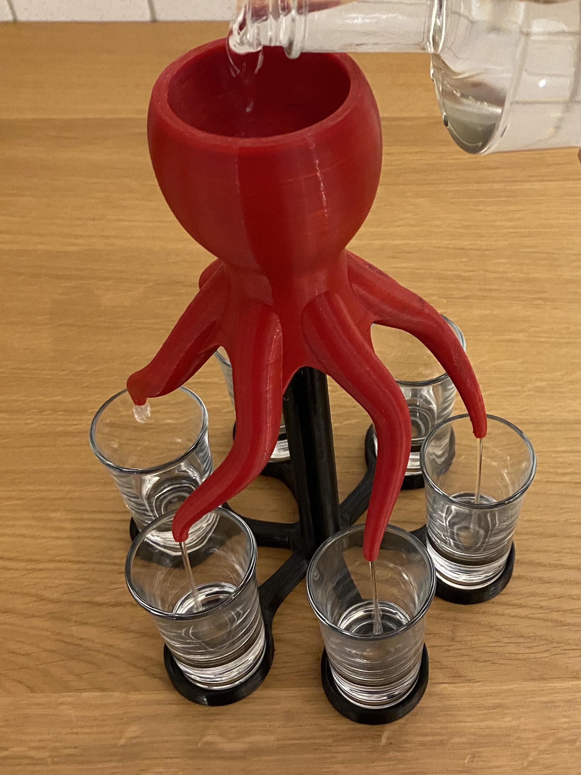 Shot dispenser kraken