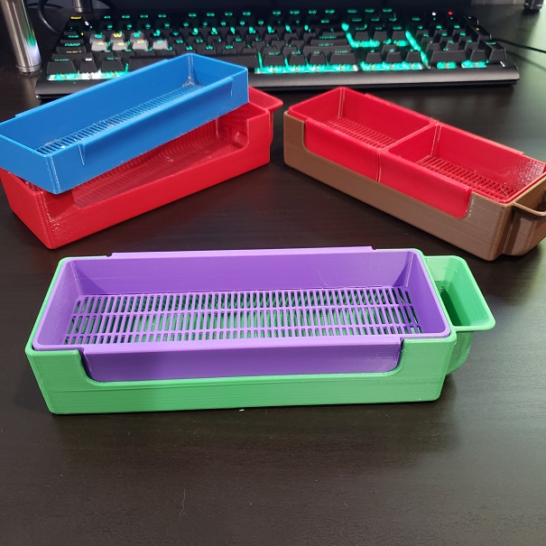 Hydroponic microgreens planter