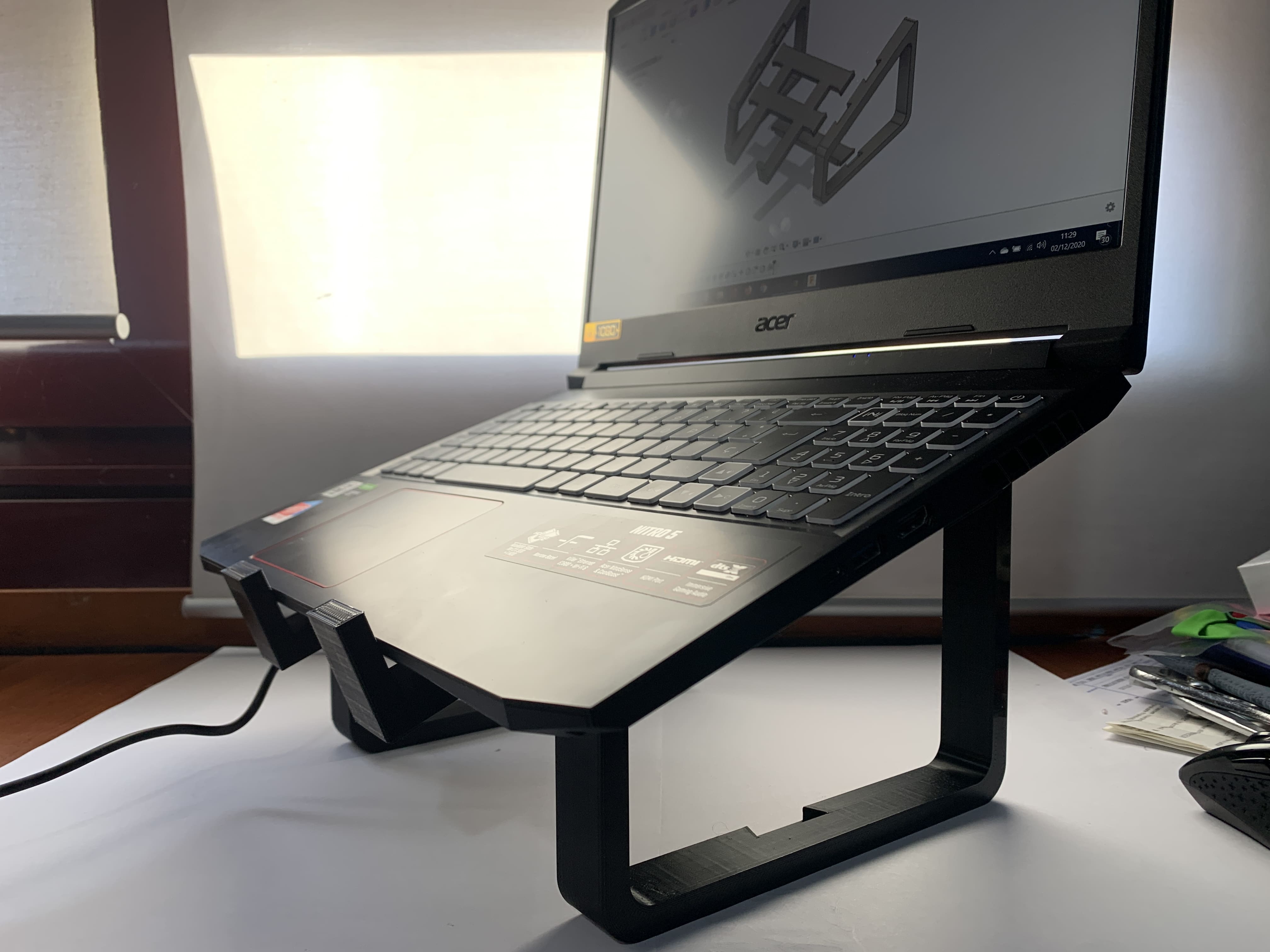 +15.6'' Laptop riser / Elevador portatil 15 '' [220mmbed optimised]